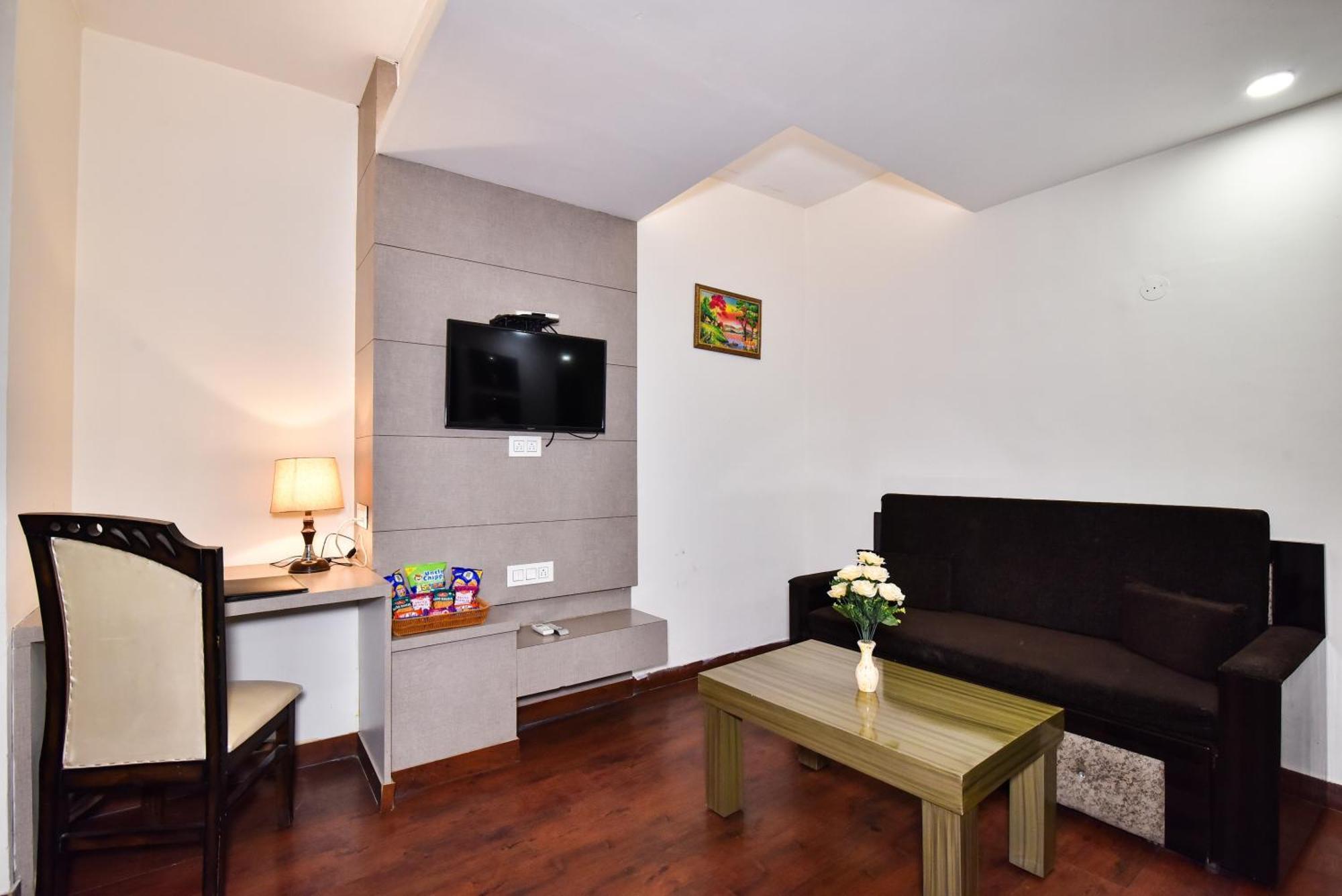 Pinaz Royale Amritsar