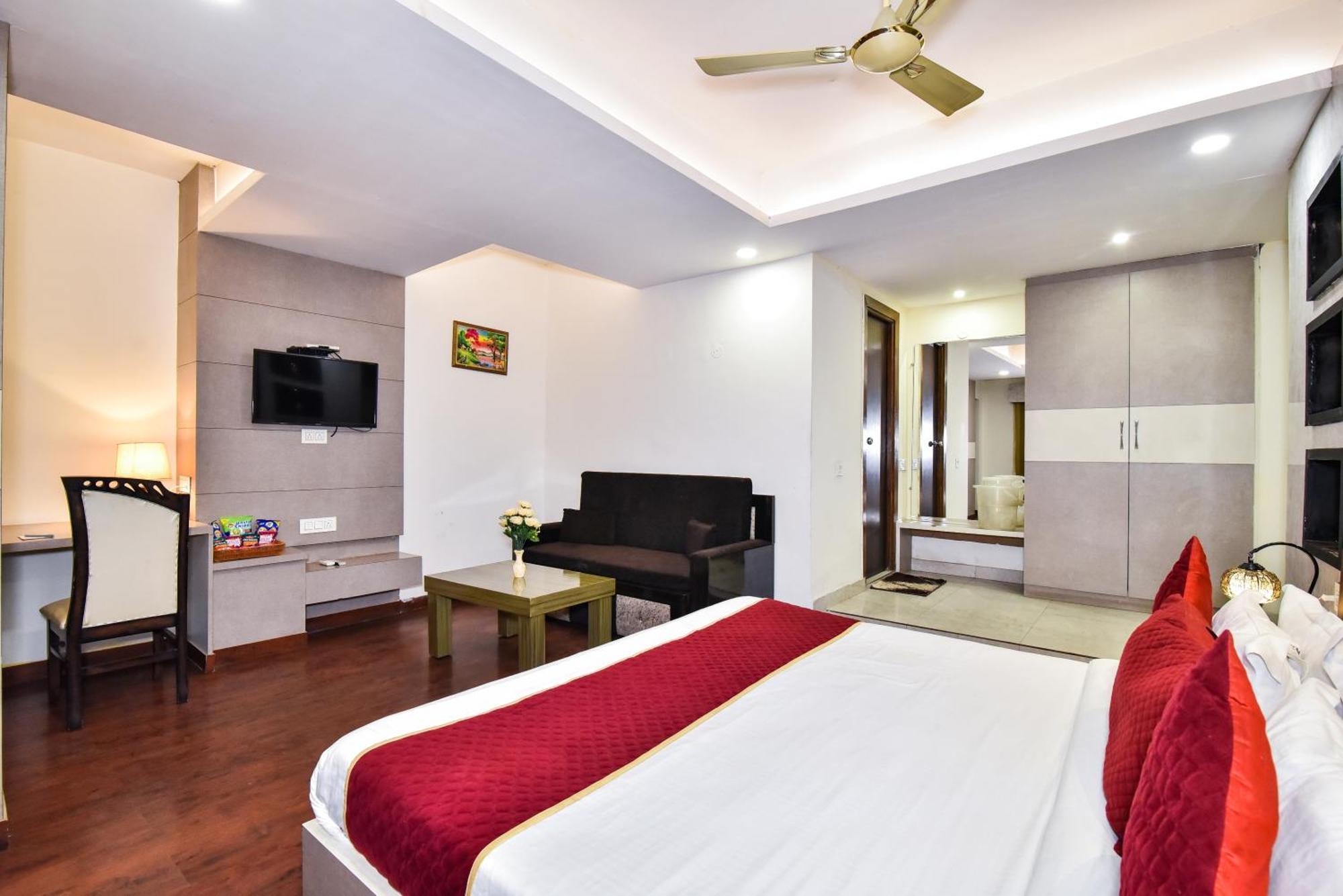Hotel Pinaz Royale 3*