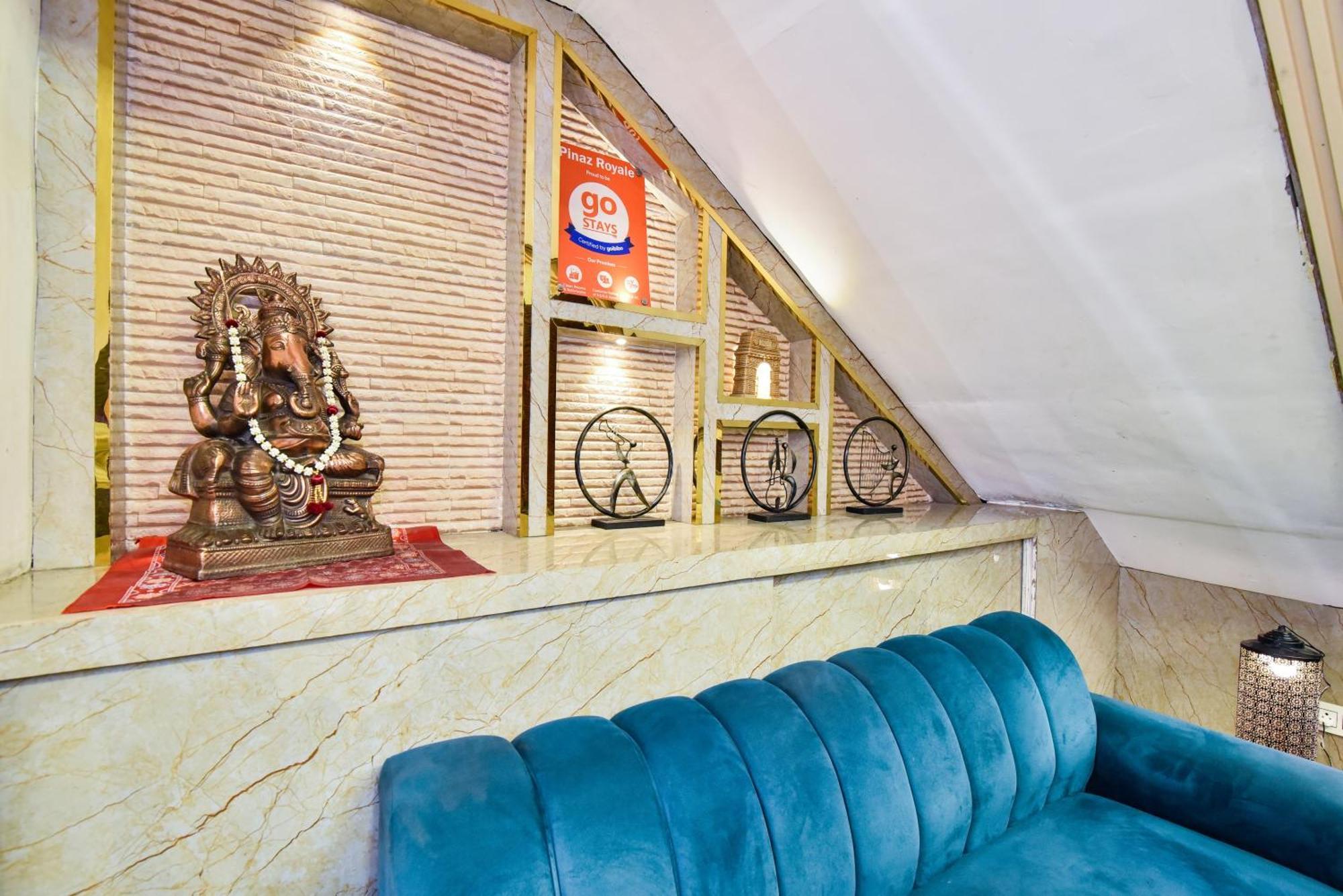 Hotel Pinaz Royale