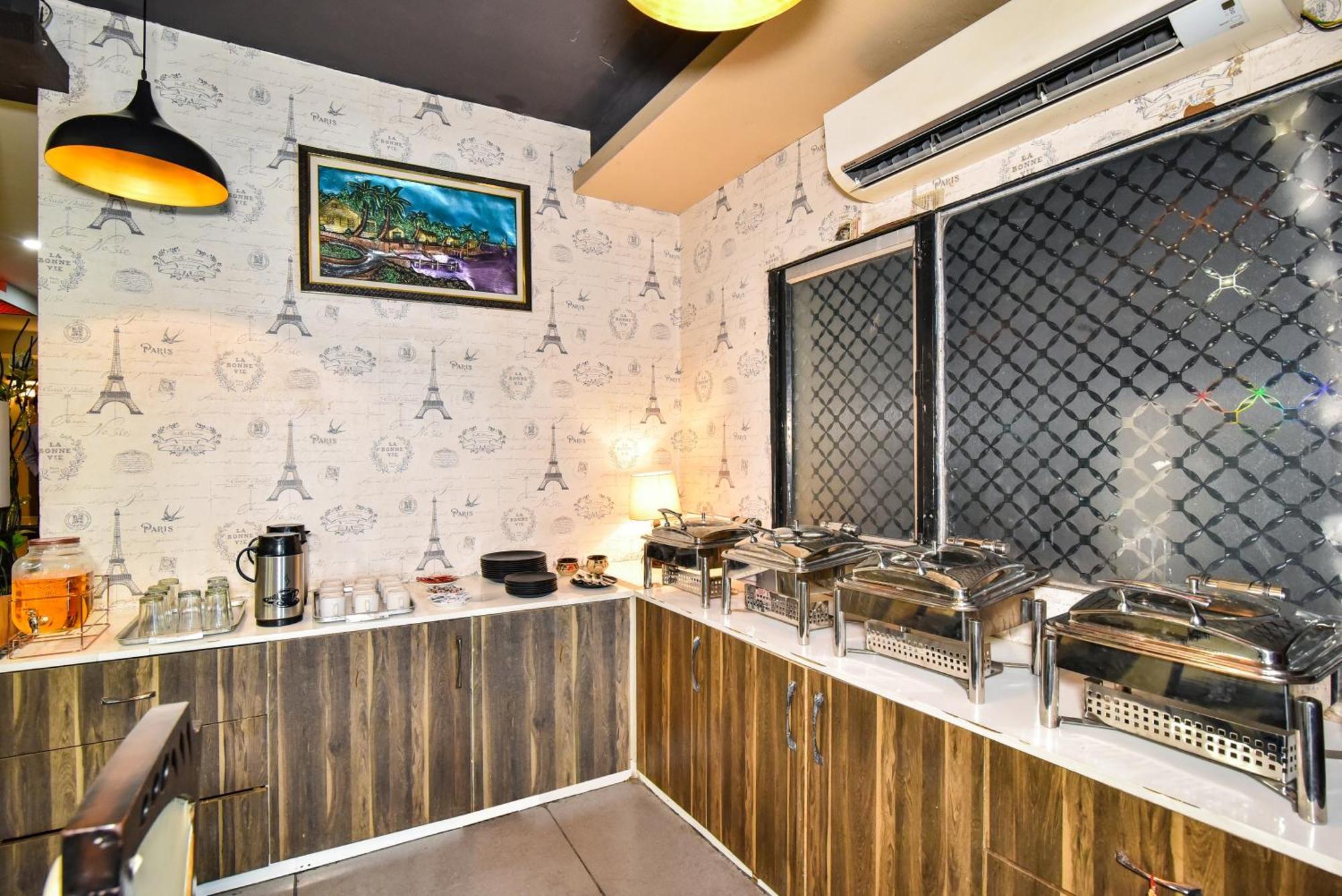 Hotel Pinaz Royale Amritsar