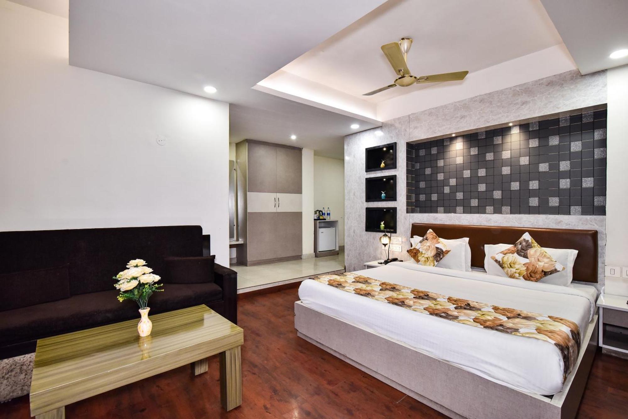 Hotel Pinaz Royale 3*
