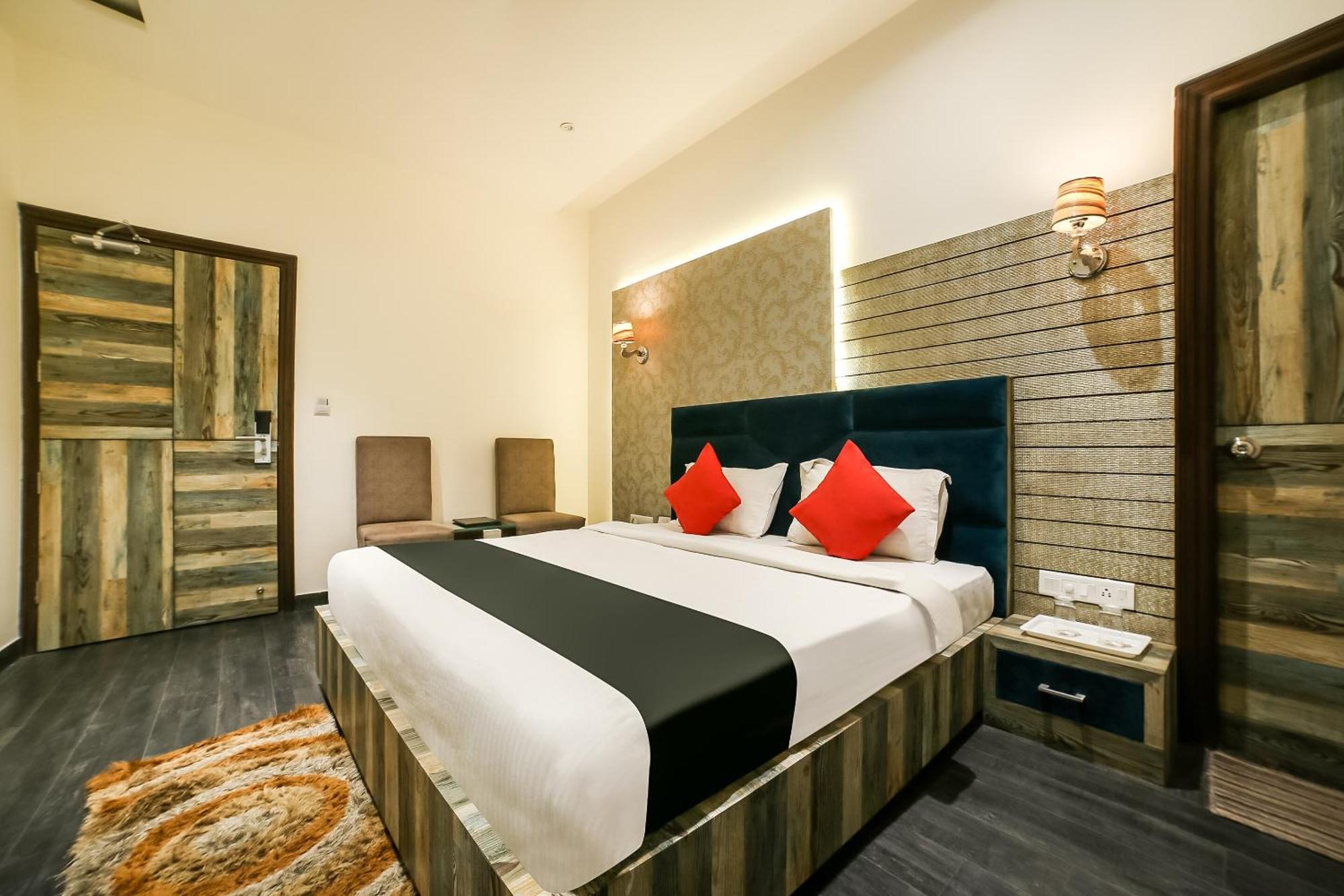 Capital O 38688 Royal Shelaton 3* Amritsar