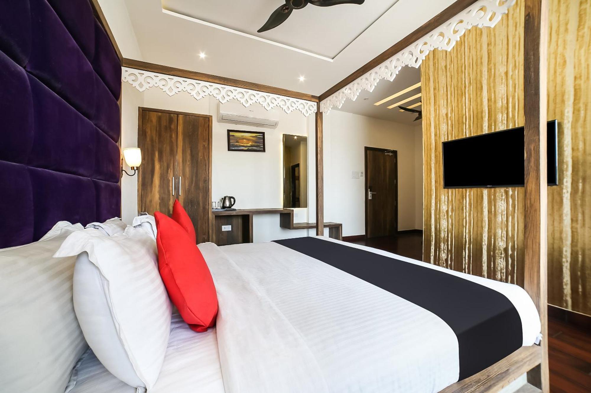 Capital O 38688 Royal Shelaton 3* Amritsar