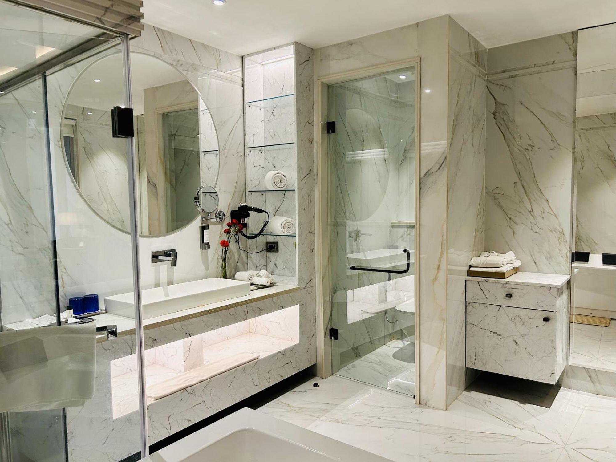 Fortune Ranjit Vihar, - Member Itc Hotels' Group 4*