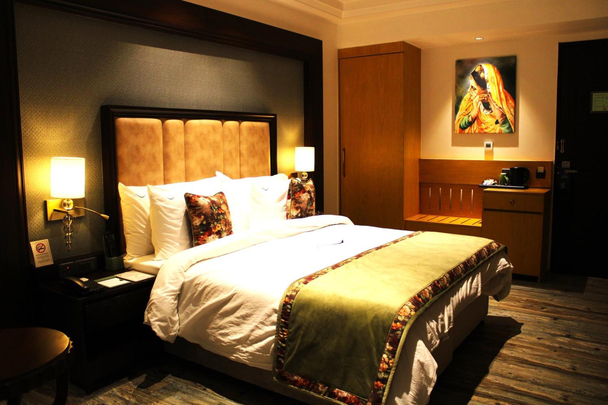 Hotel Blusalzz Amritsar