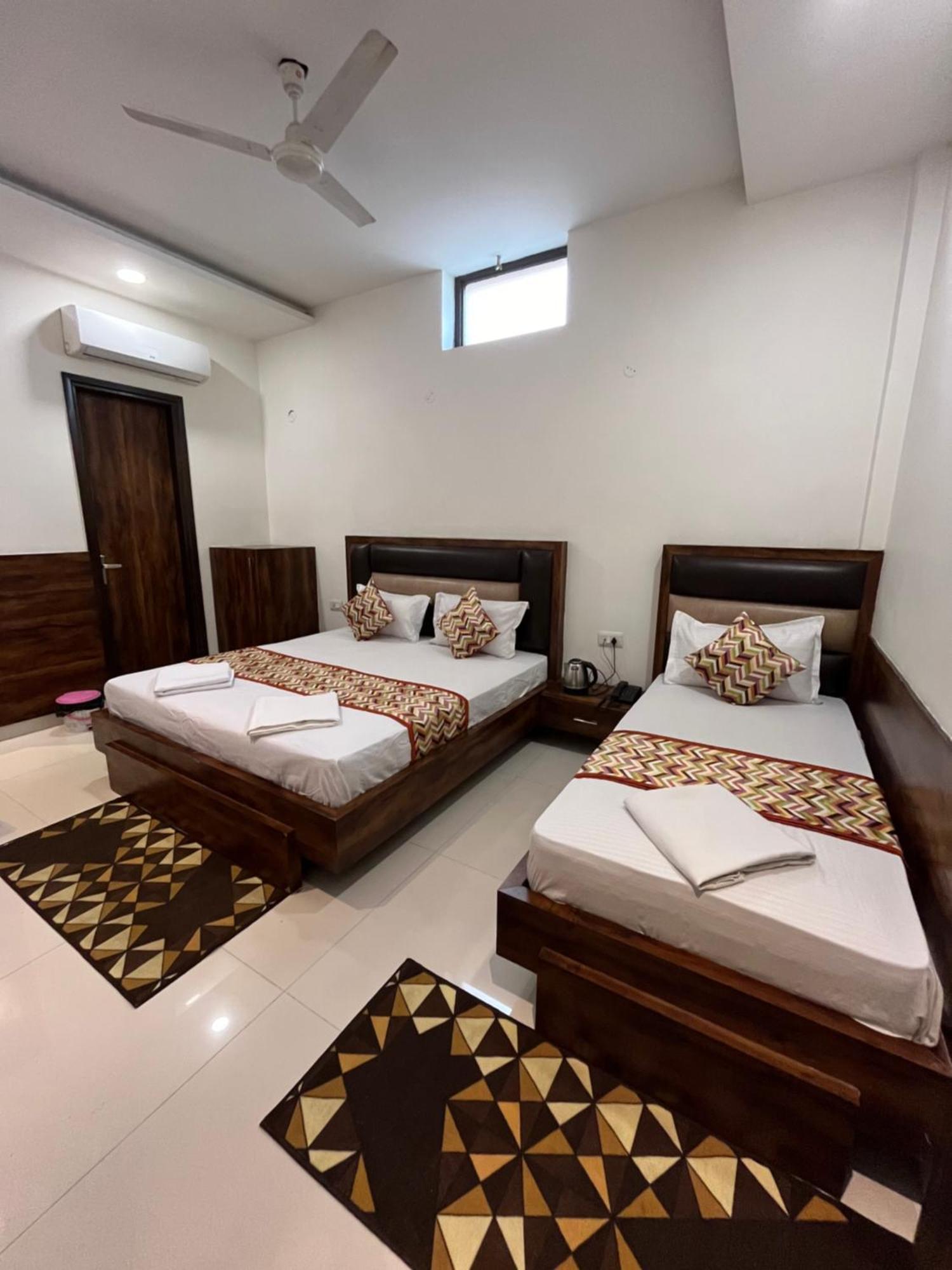 Hotel Sb Residency Amritsar