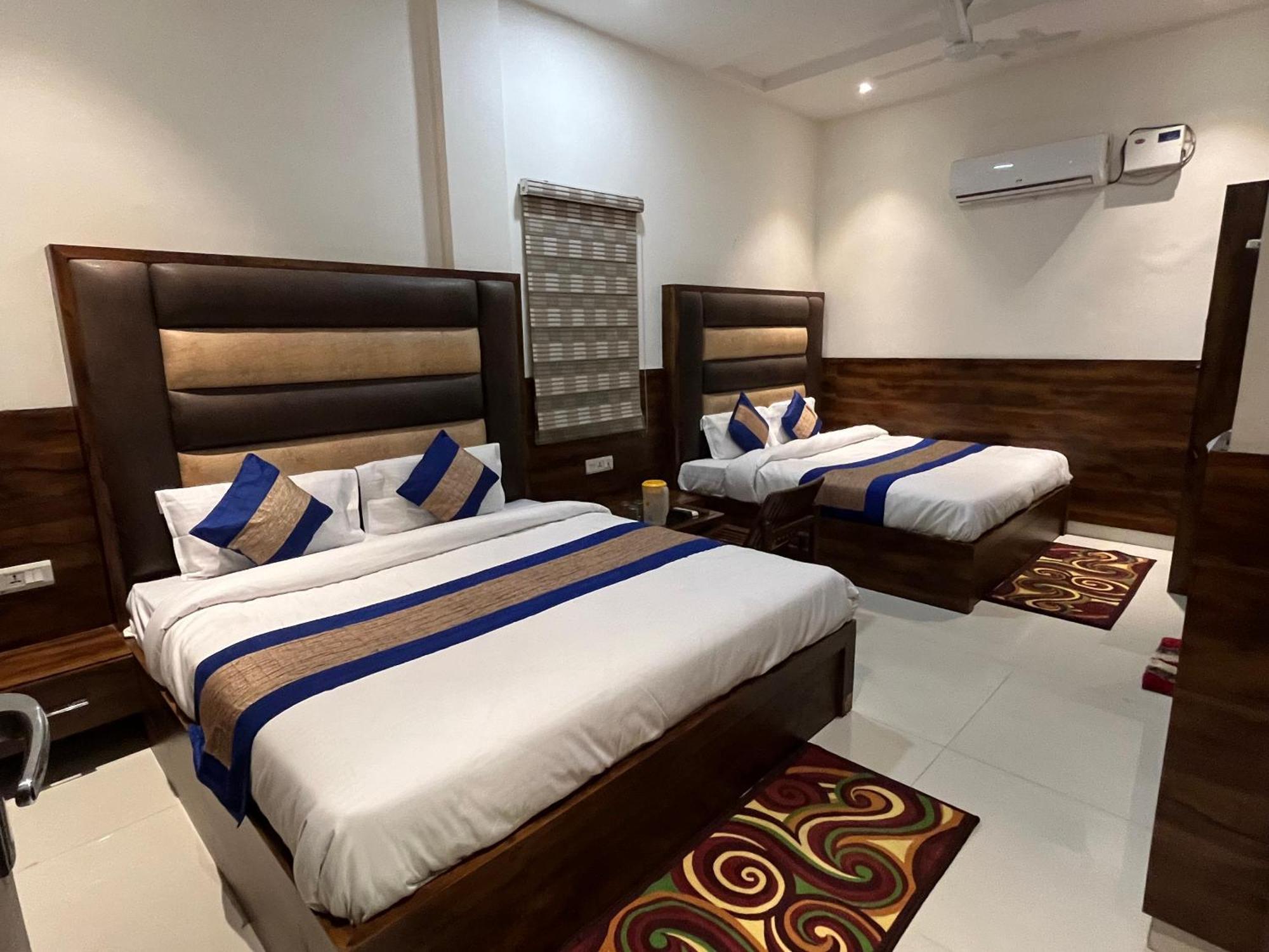 Hotel Sb Residency