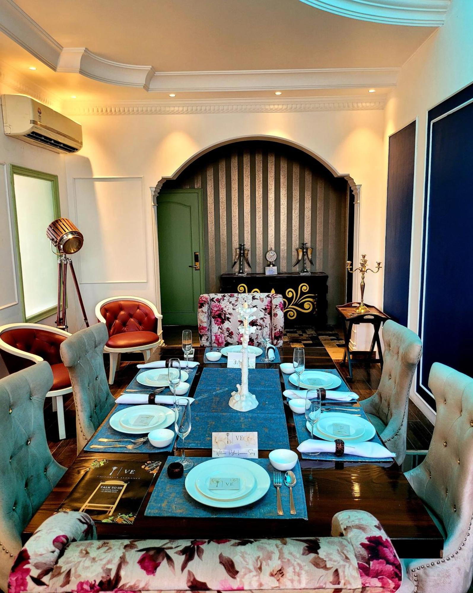 Victorian Elegance Luxury Bed & Breakfast *