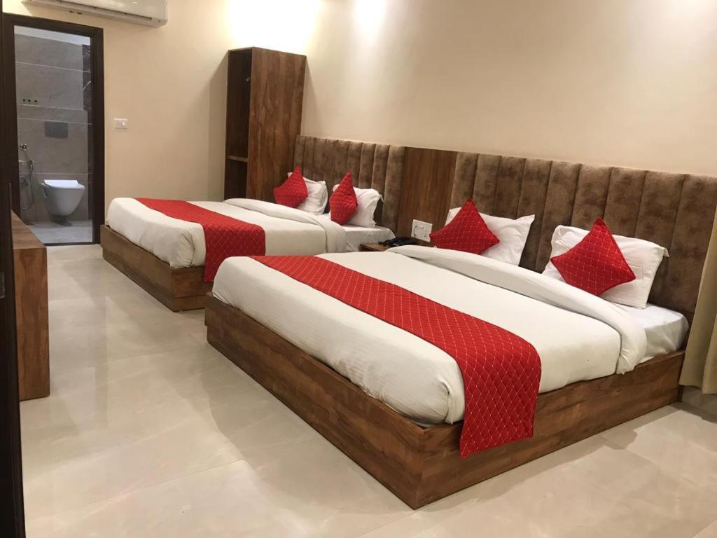 Hampton - 200 Mt From Golden Temple 3* Amritsar