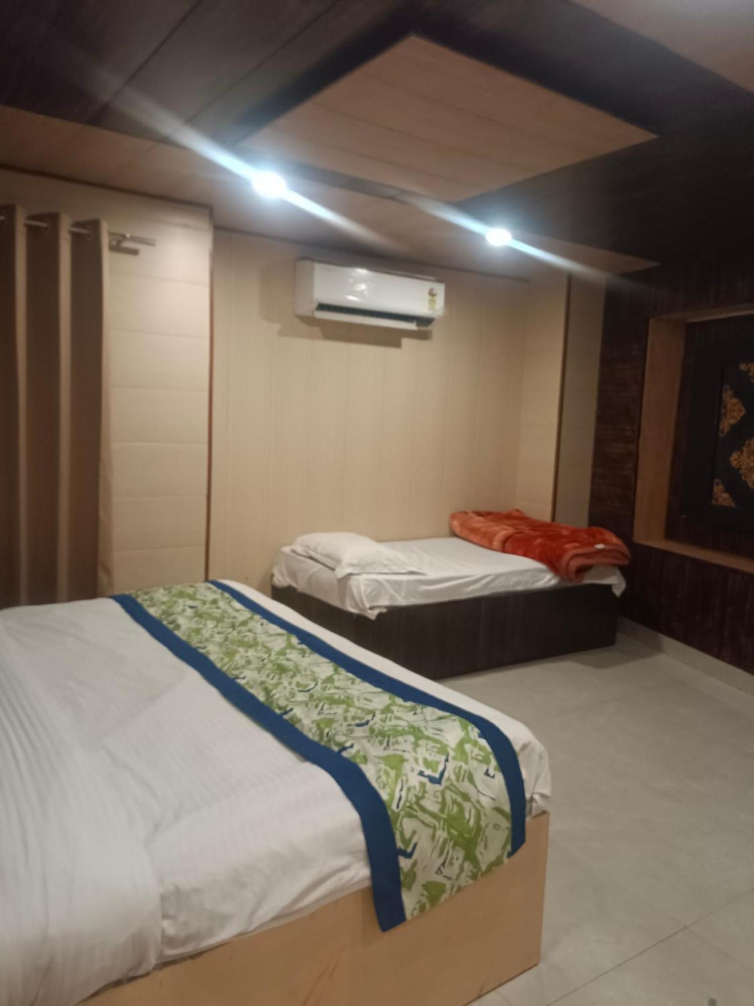 Hotel Heritage Homes - 100 Steps From Golden Temple Amritsar