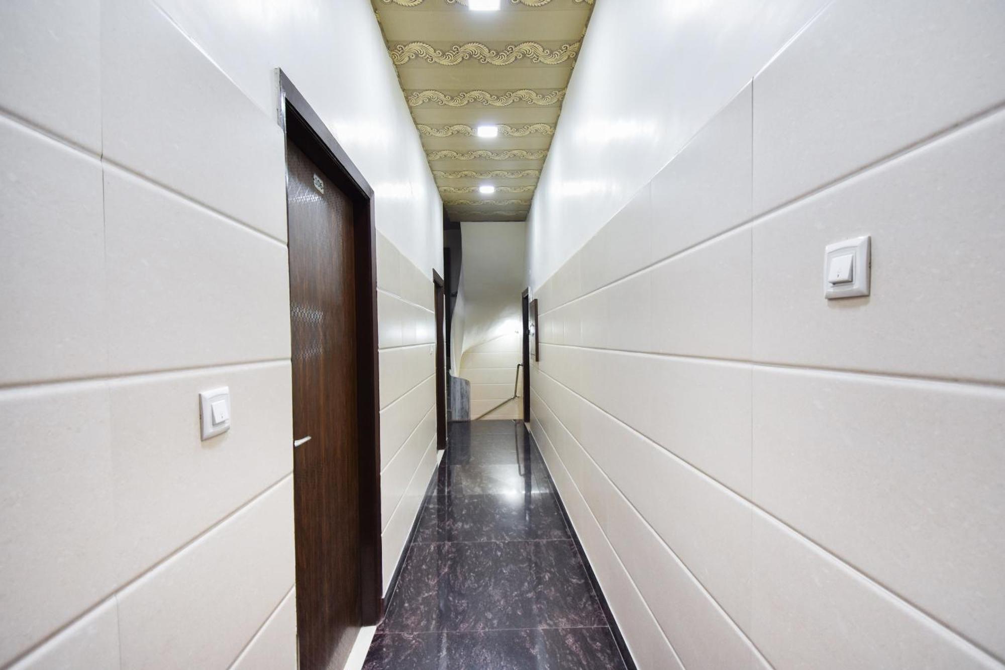 Hotel Spot On Deep Amritsar