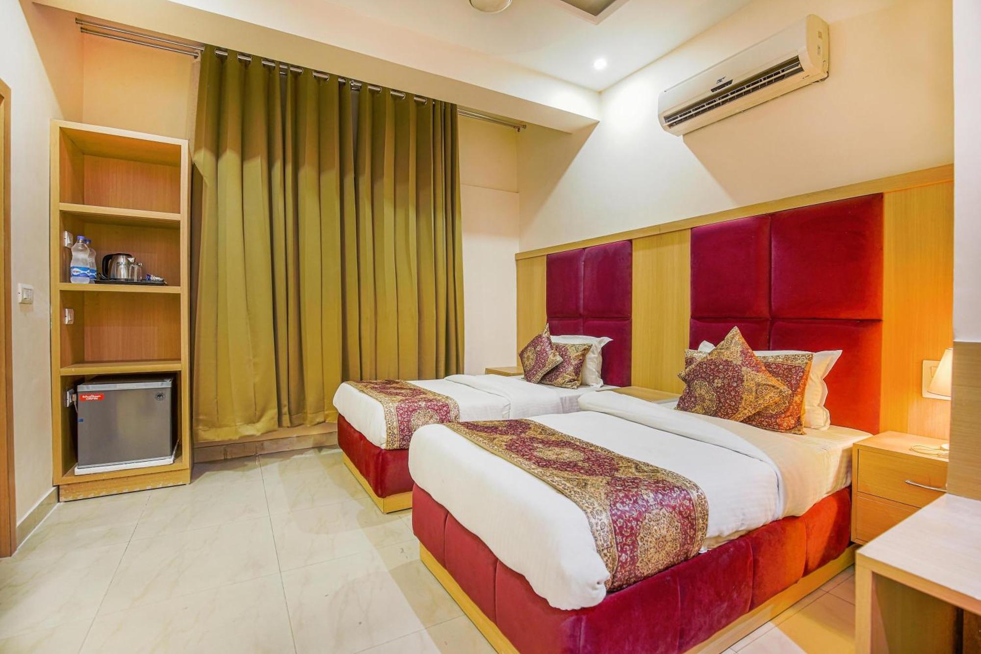 Hotel Ricky International 3*