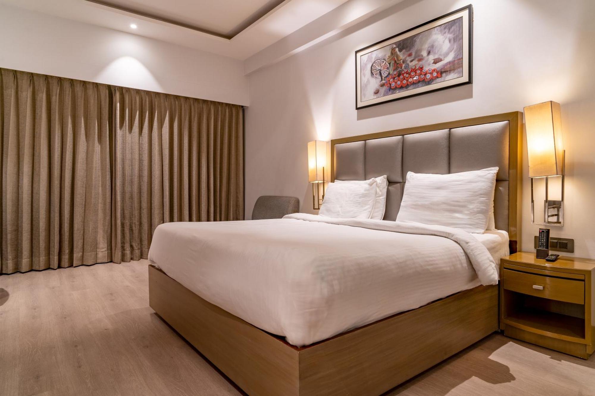 Regenta Place By Royal Orchid Limited 4*