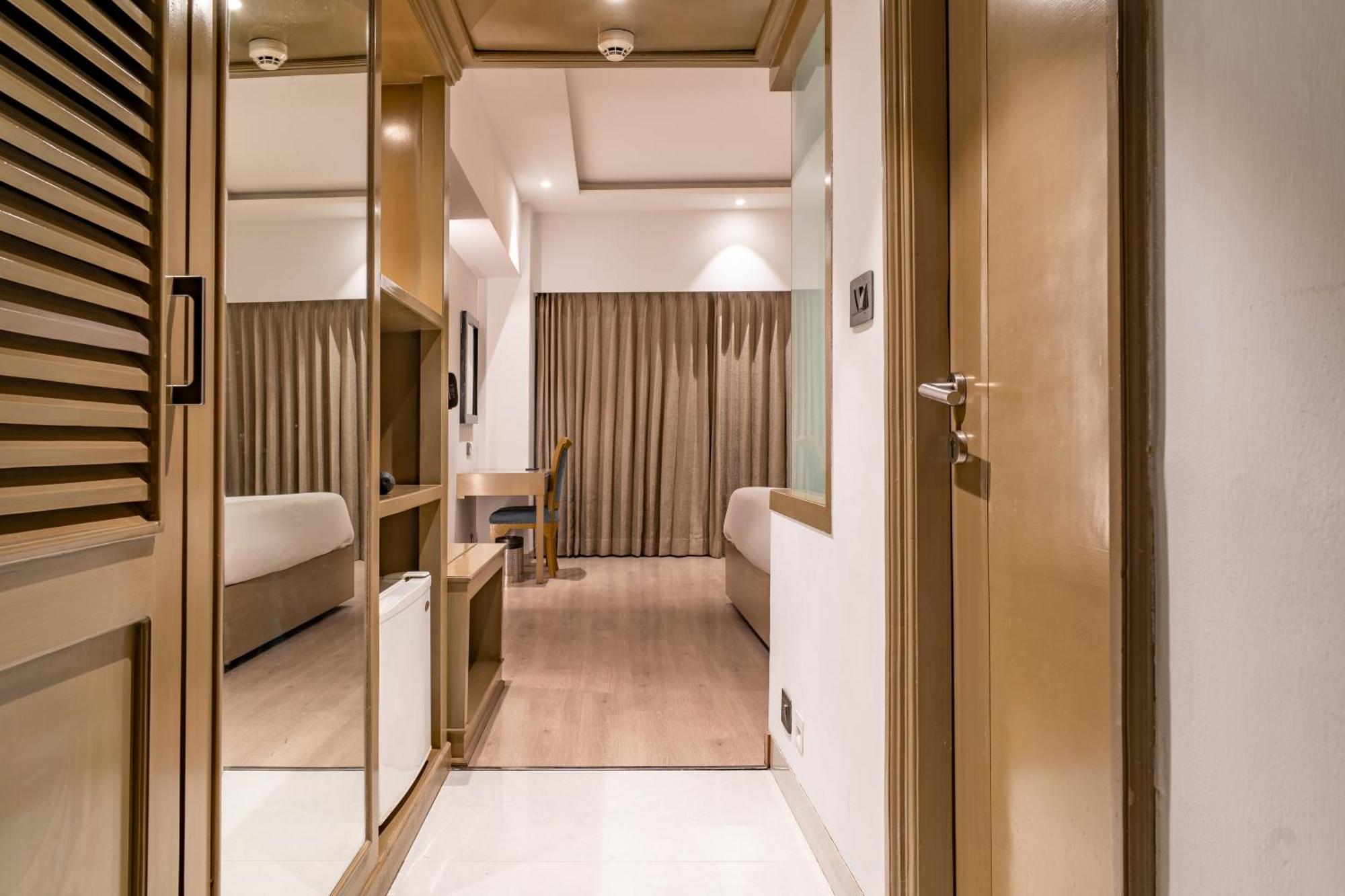 Regenta Place By Royal Orchid Limited Amritsar