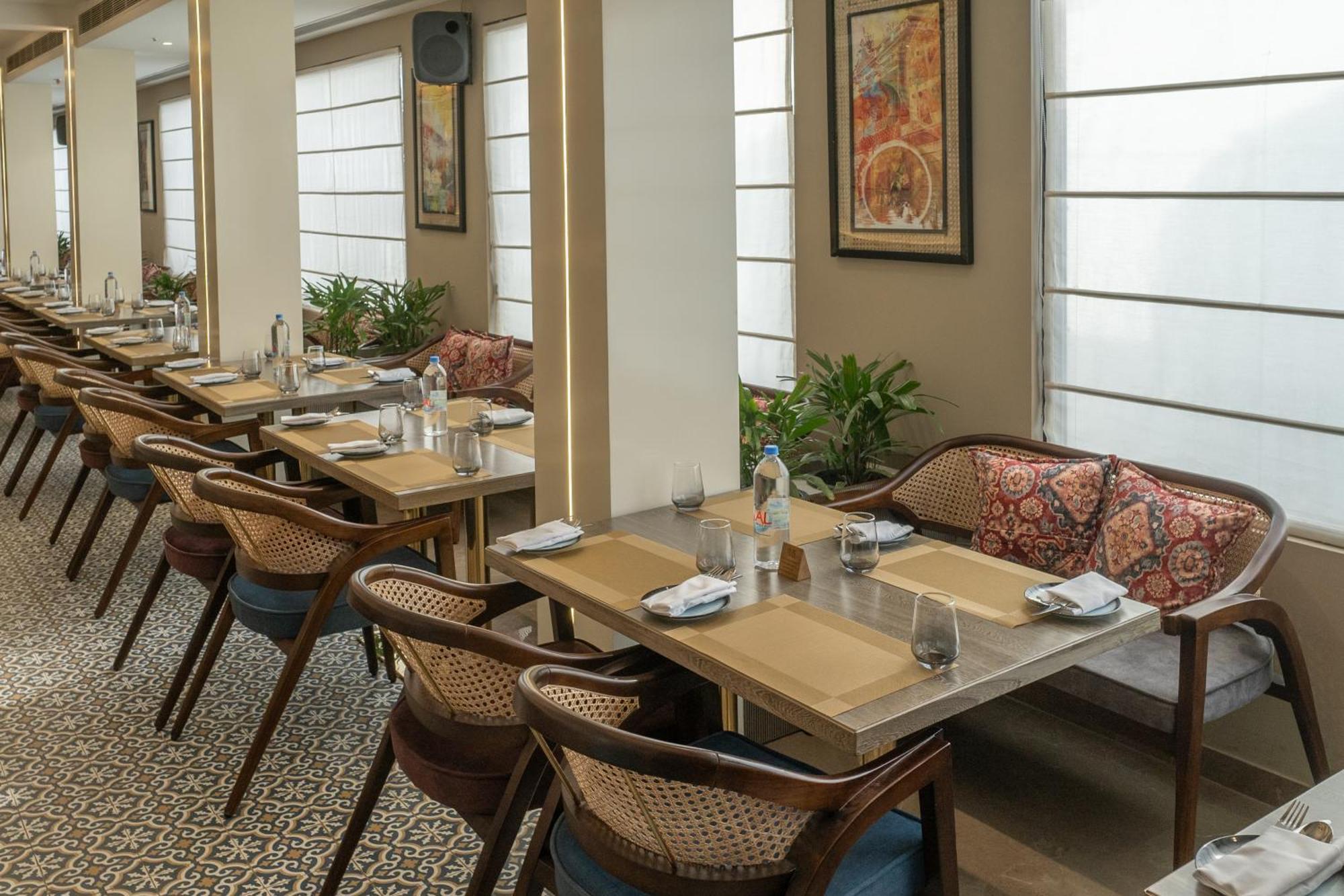 Hotel Regenta Place By Royal Orchid Limited 4*