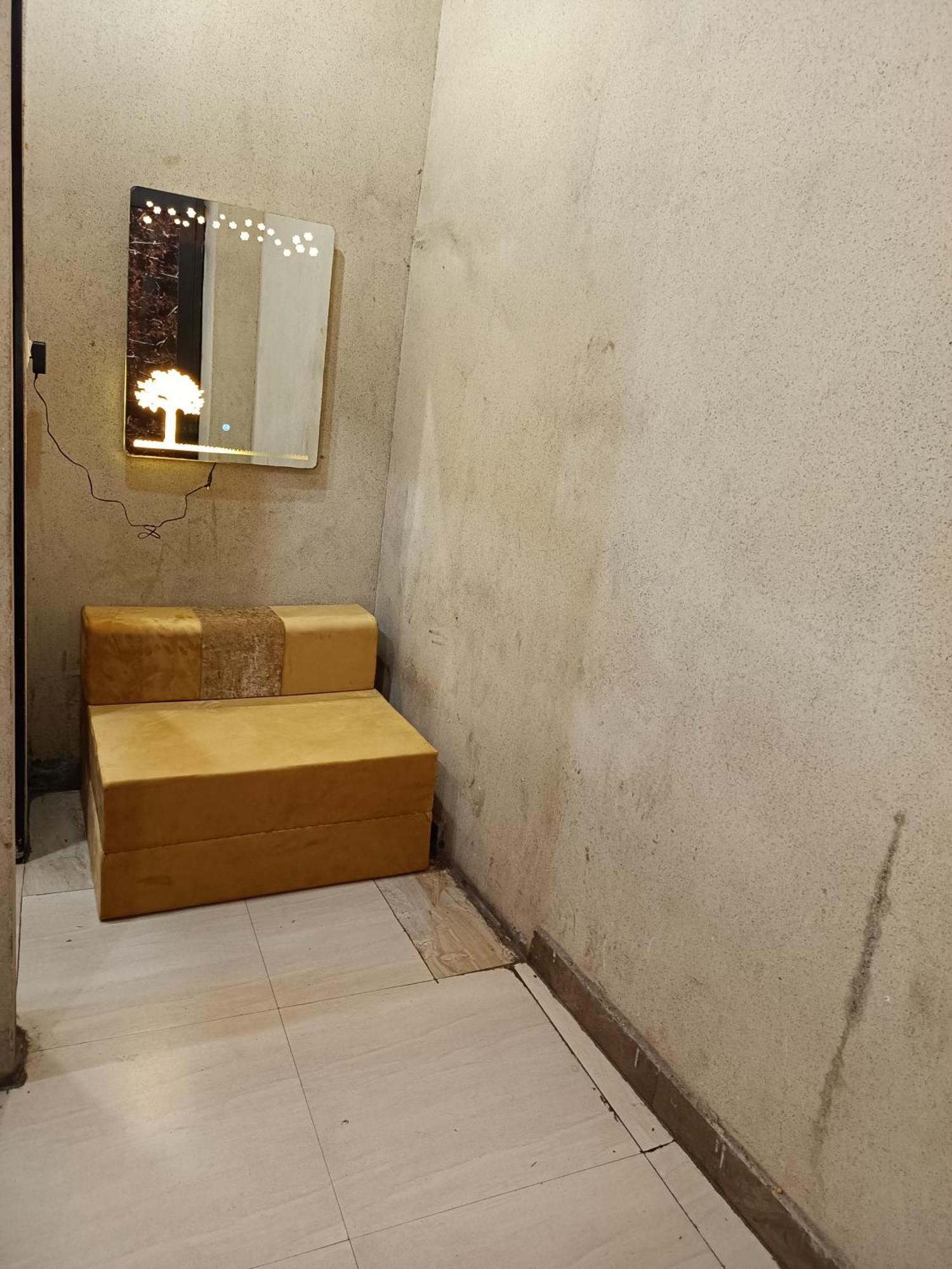 Sidhu Double Bed Attach Bathroom Guest house *