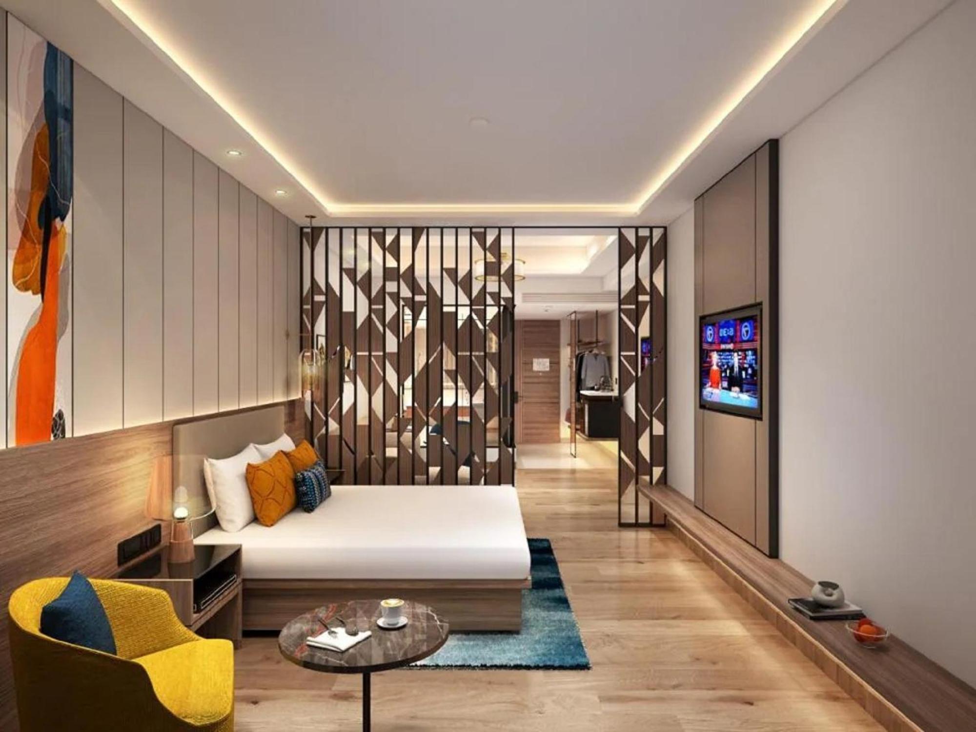 Hotel Regenta Place By Royal Orchid Limited 4*