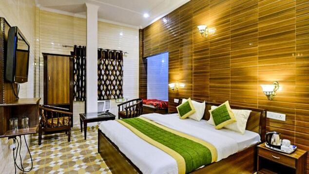 Hotel Holy 3*