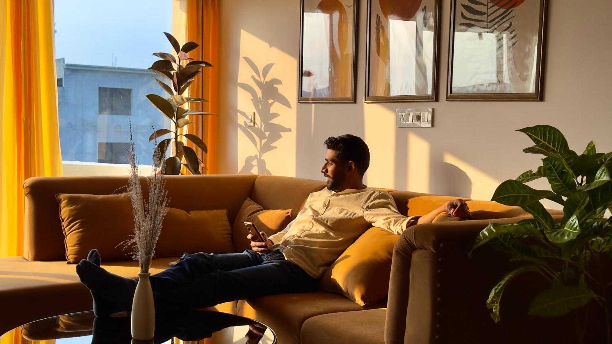 Hazel : Minimalist Amritsar