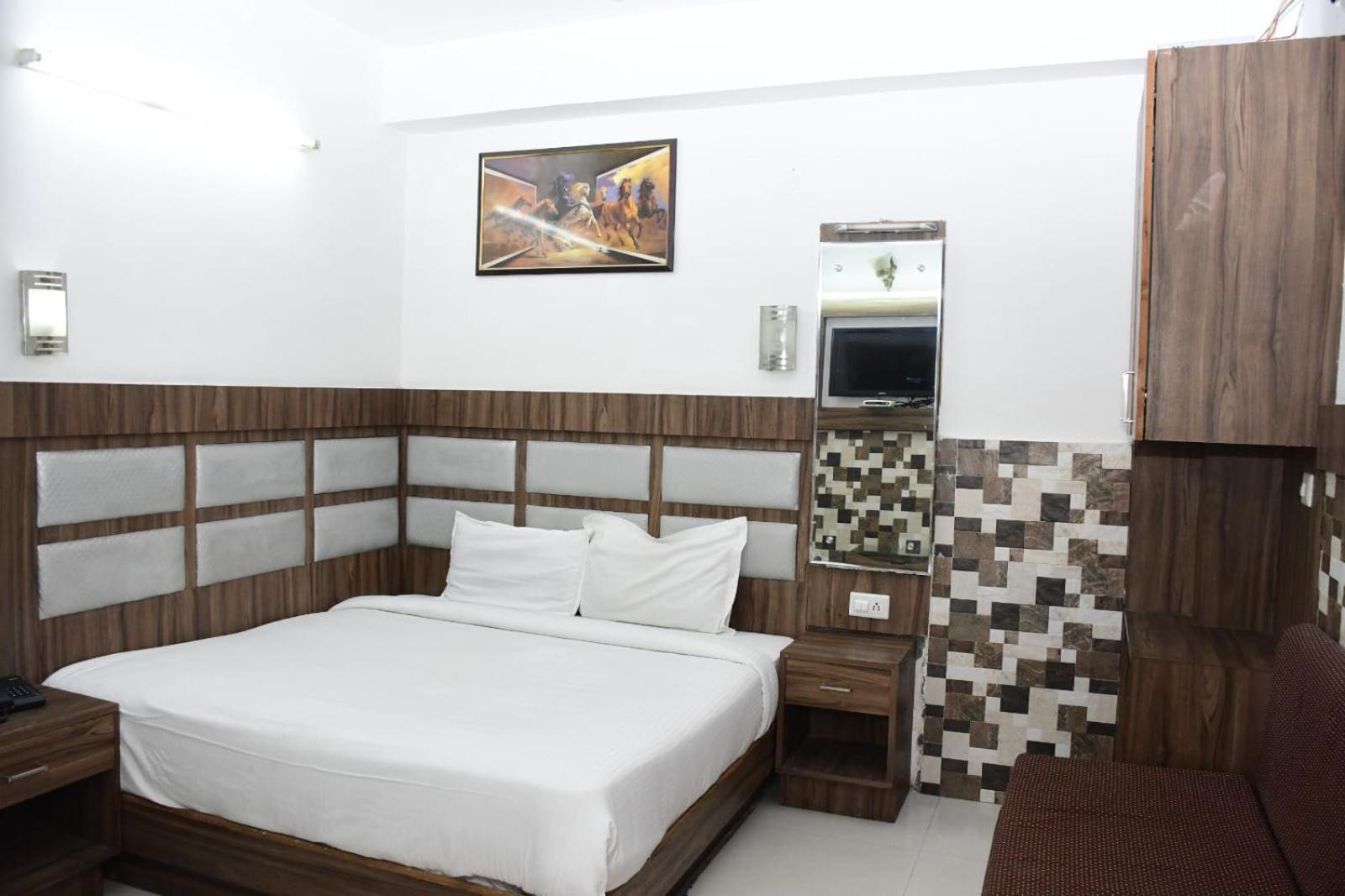 Isha Residency Hotel