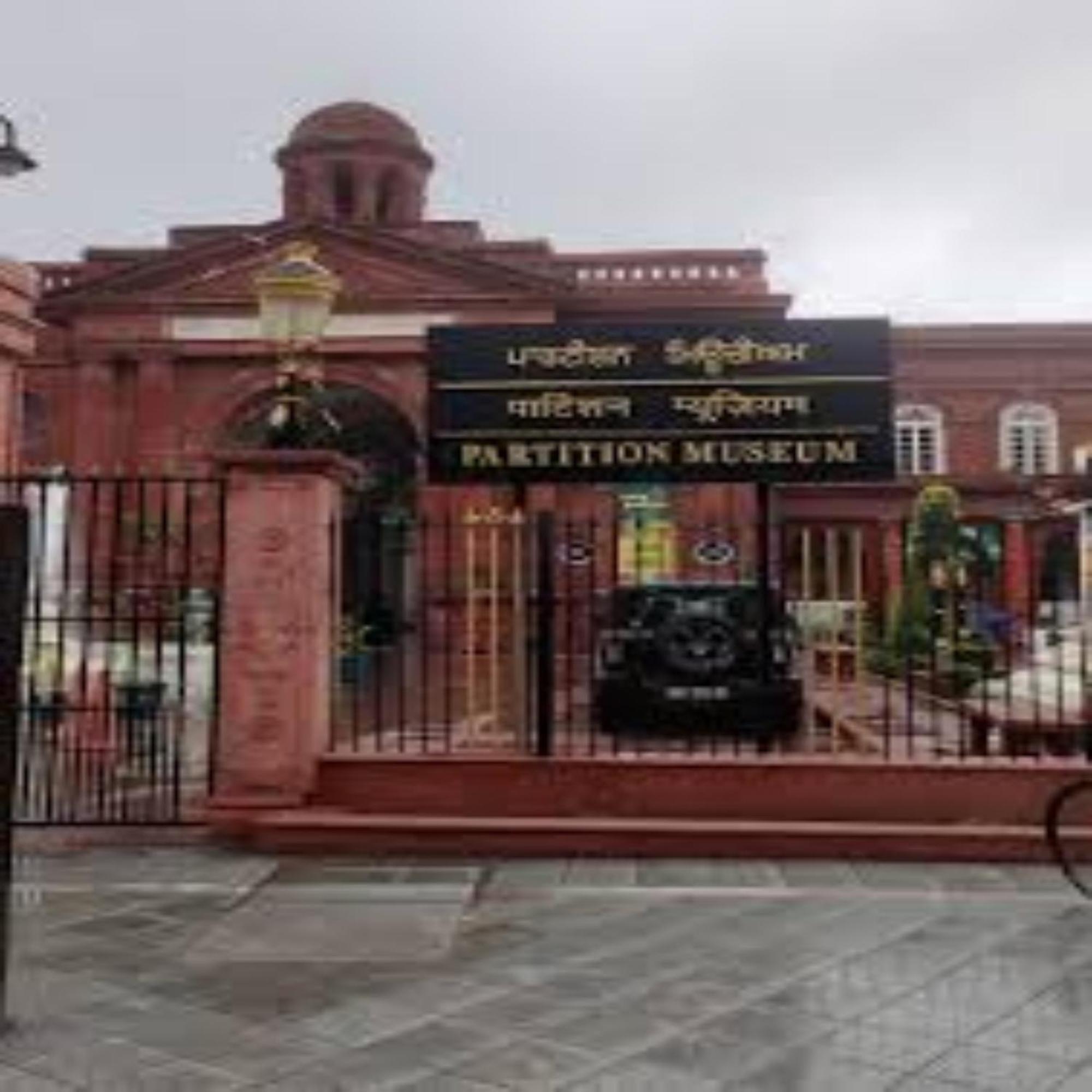Hotel Jogi Welcome Families, Friends, Groups, Couples, Singles Fully Airconditioner, Attach Washrooms, Lift, Wifi, 24 Service, Power Backup 2*