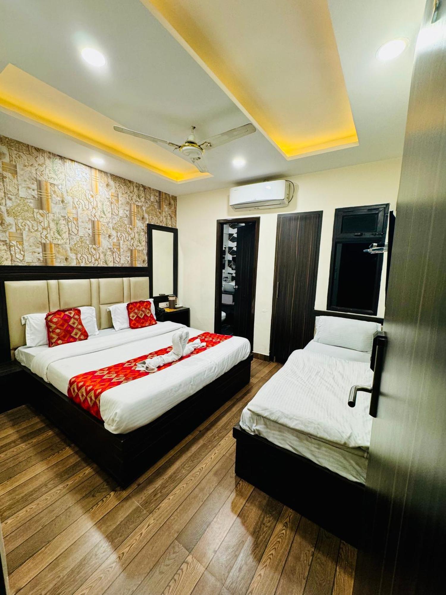 Kabir Residency 3*