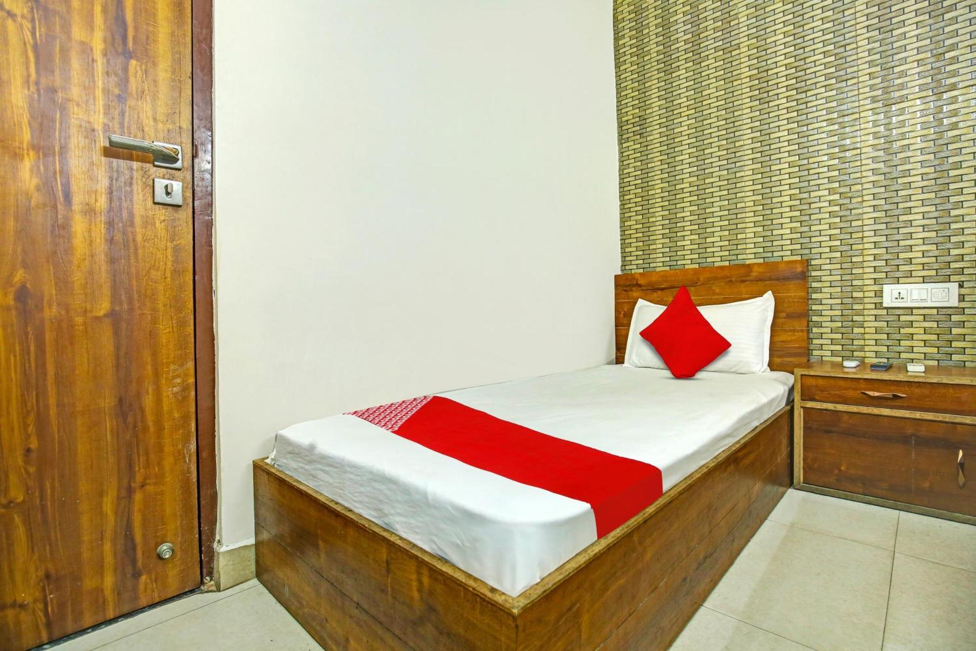 O Bhandari Amritsar