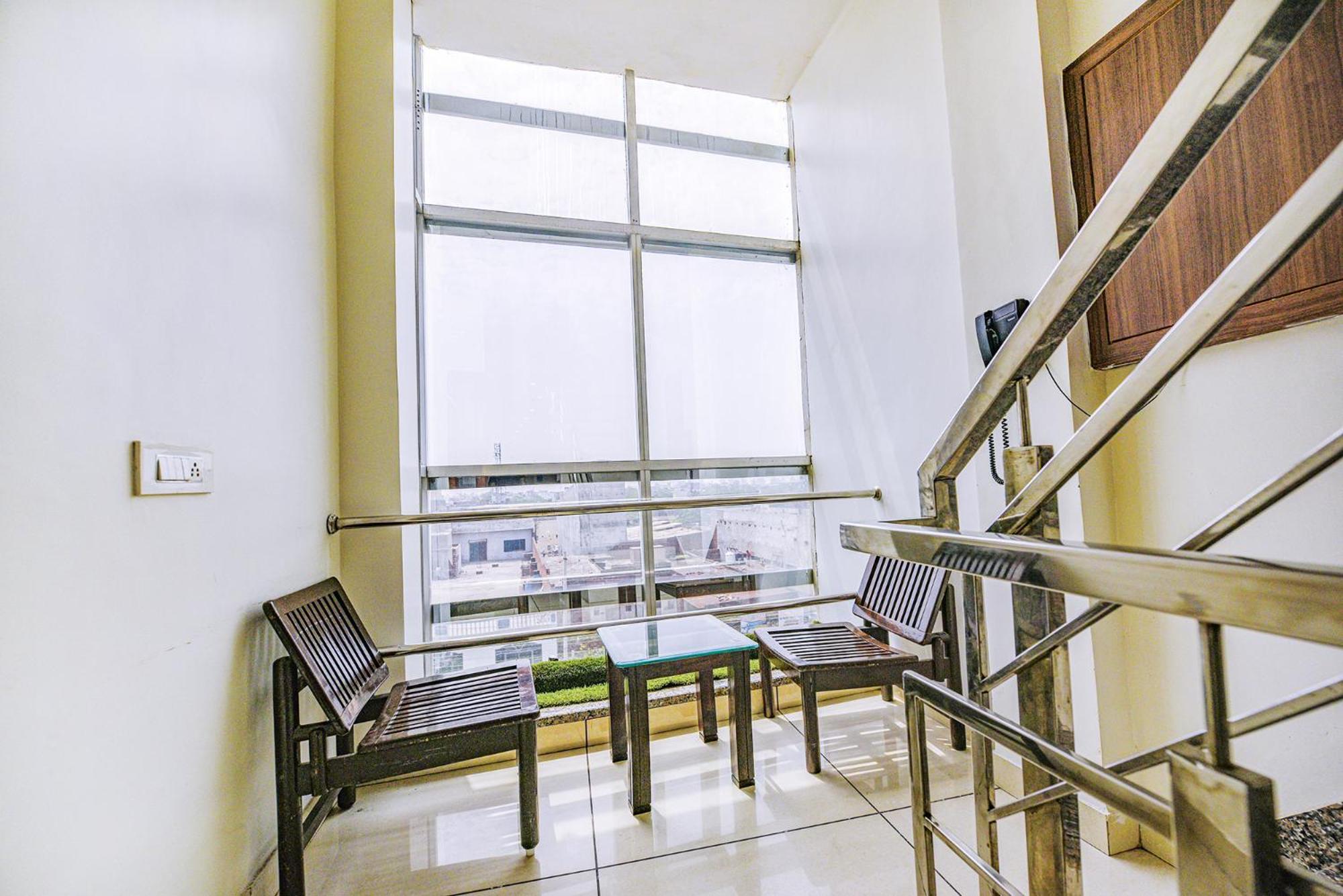 Fabhotel Savera Park Amritsar