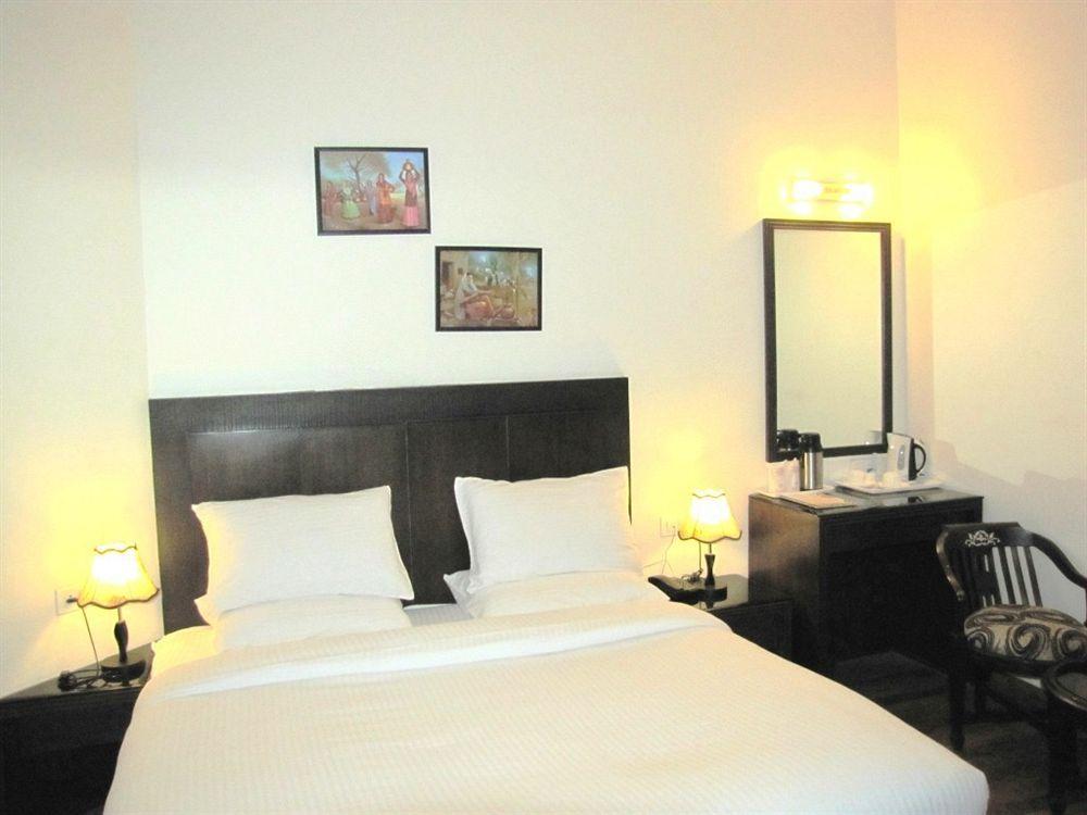 Prems Paradise Hotel Amritsar