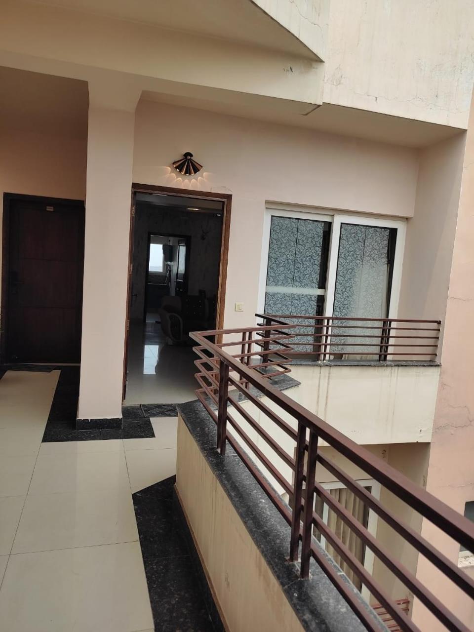 Punjabi Tadka Independent Flat Amritsar