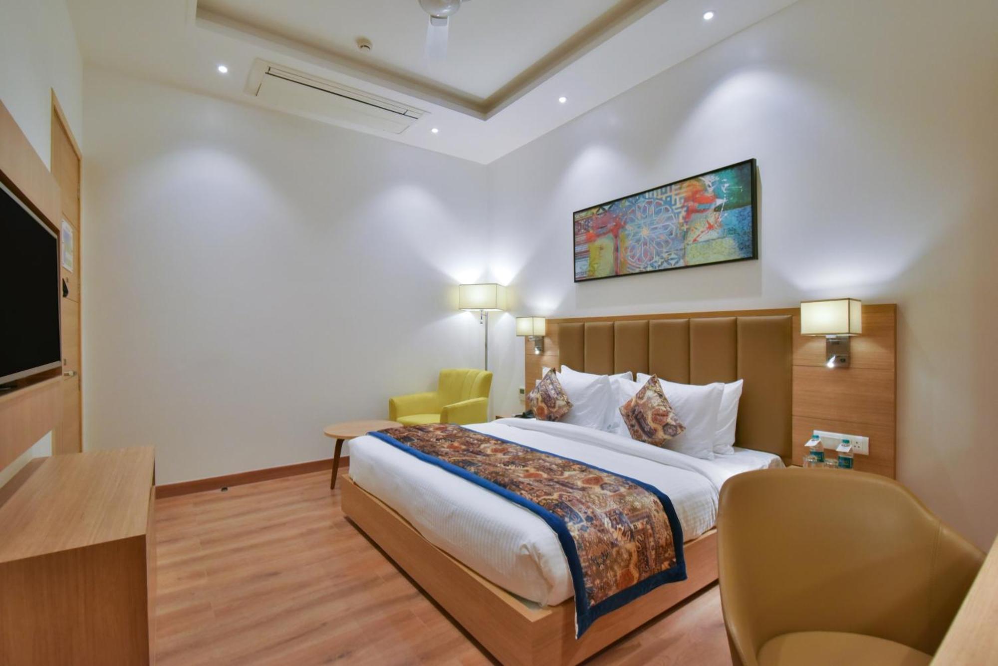 Surestay By Western Heritage Walk Hotel