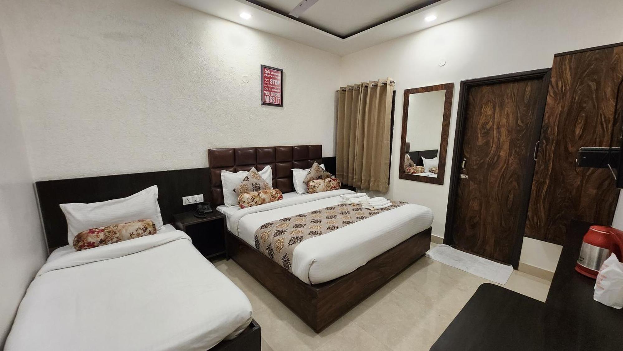 Hotel Krishnas 2*
