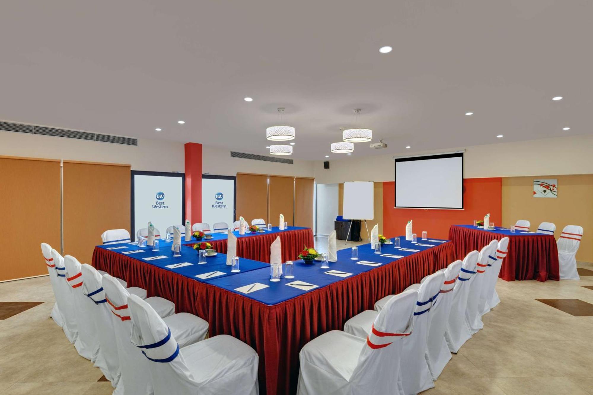 Hotel Surestay By Western 4*