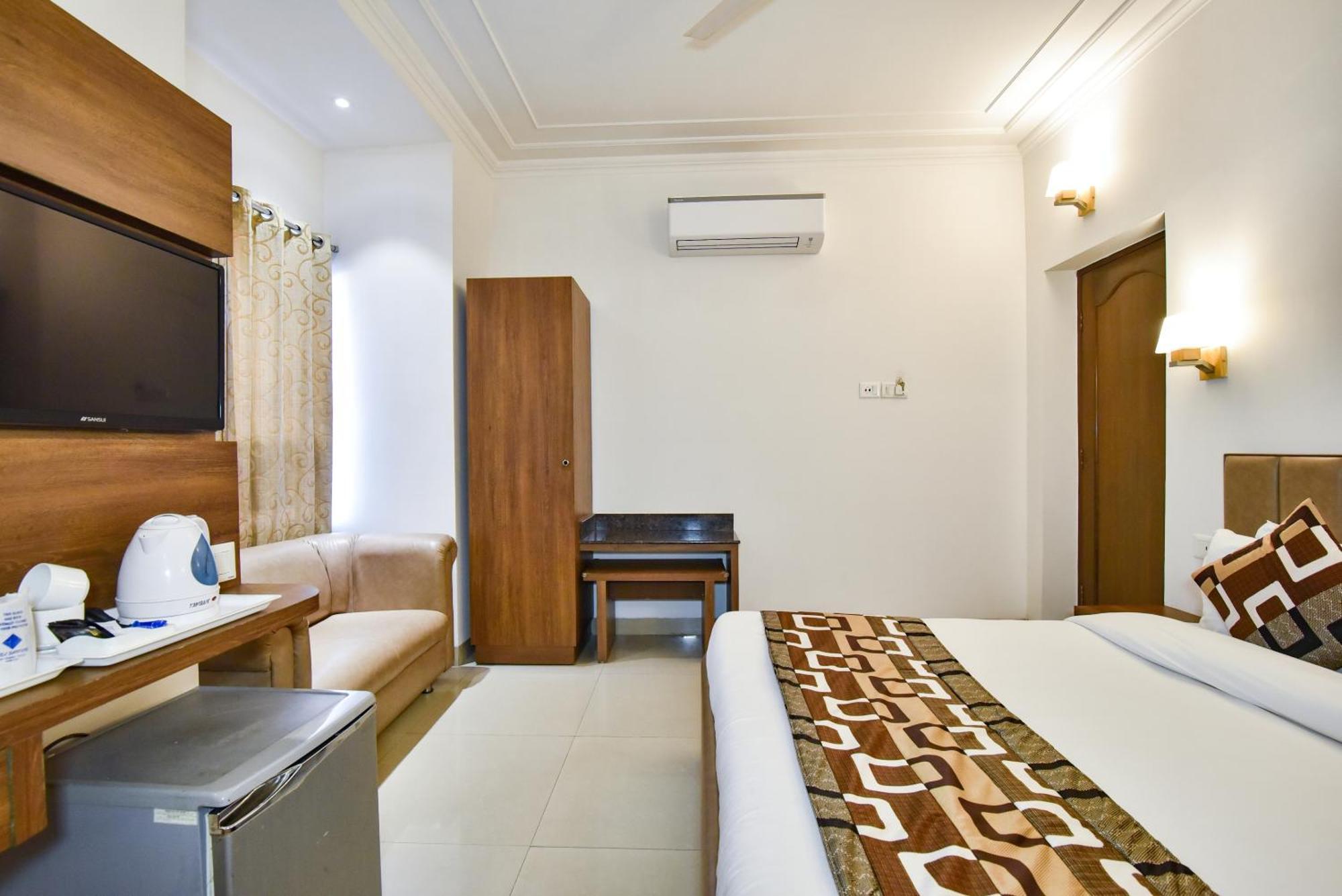 Hotel Sapphire Opposite Golden Temple
