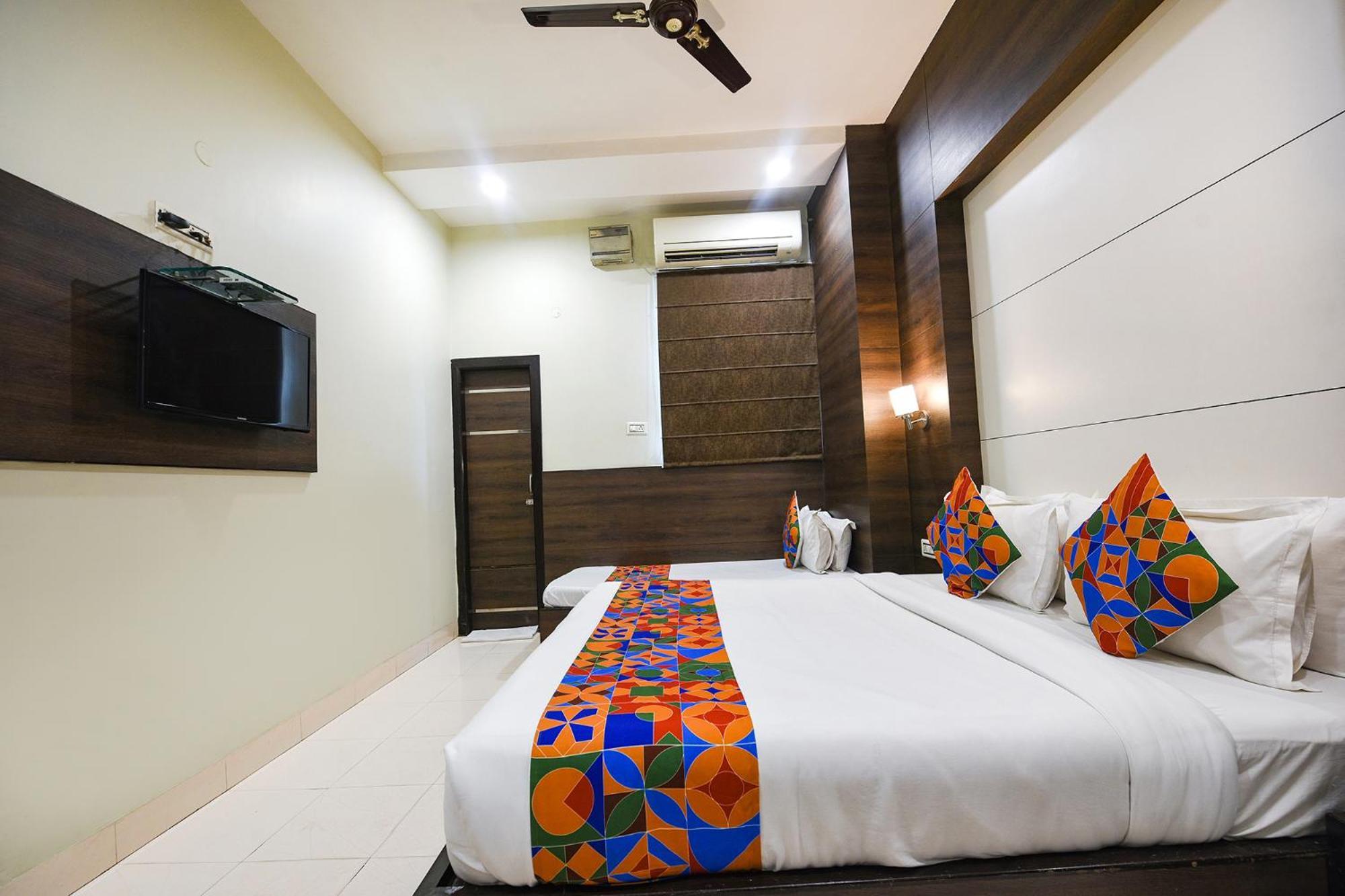 Hotel Fabhotel Kk Continental 50 Meter From Railway Station - Amritsar