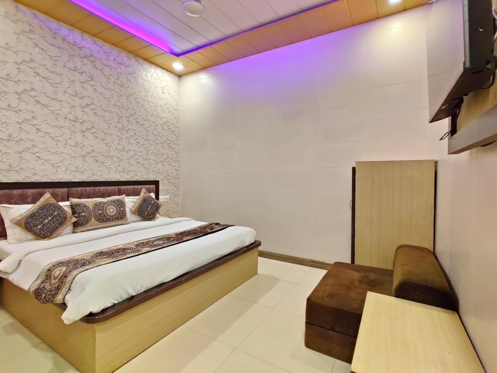 Varinda Hotel Amritsar