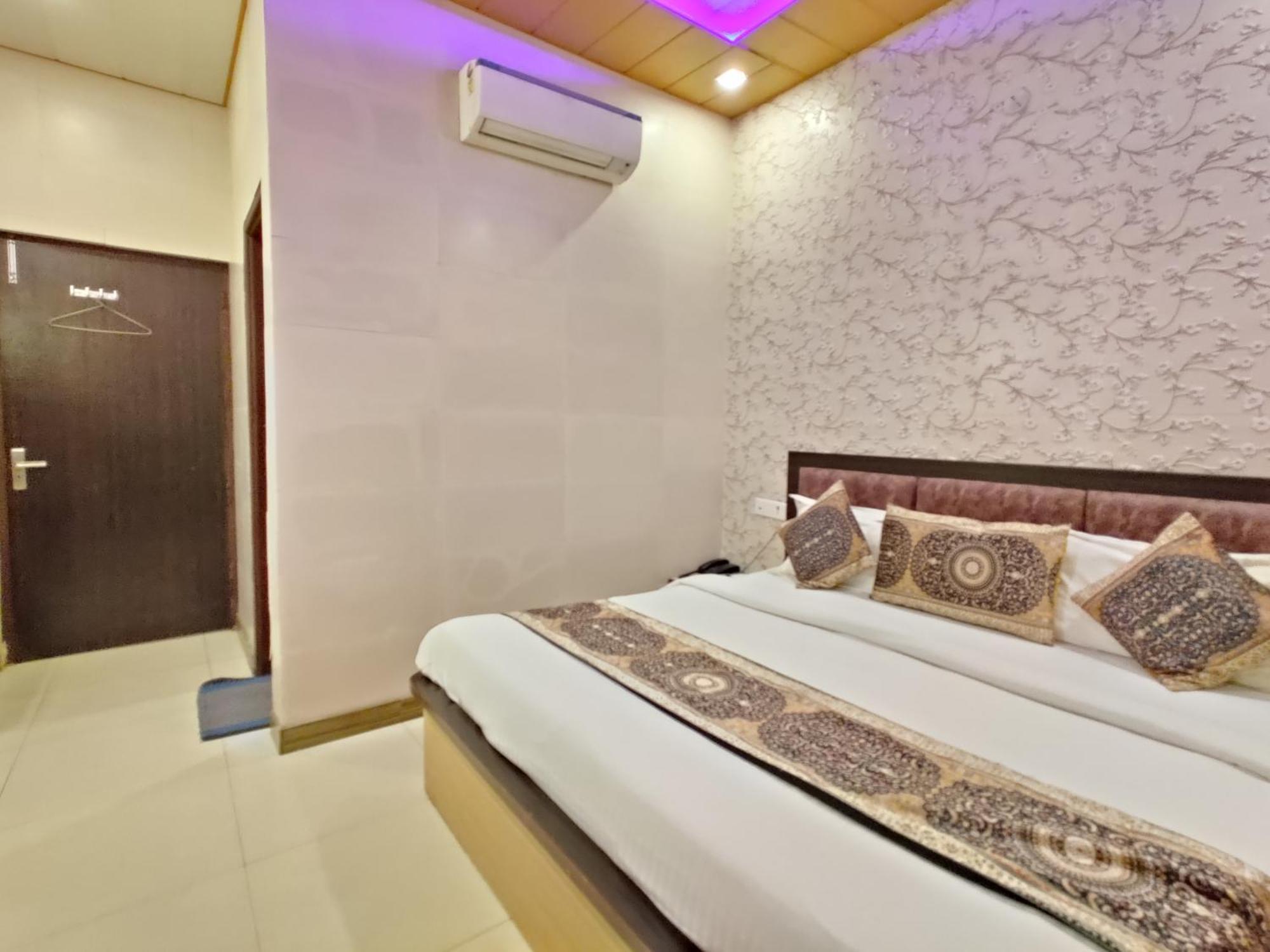 Varinda Hotel Amritsar
