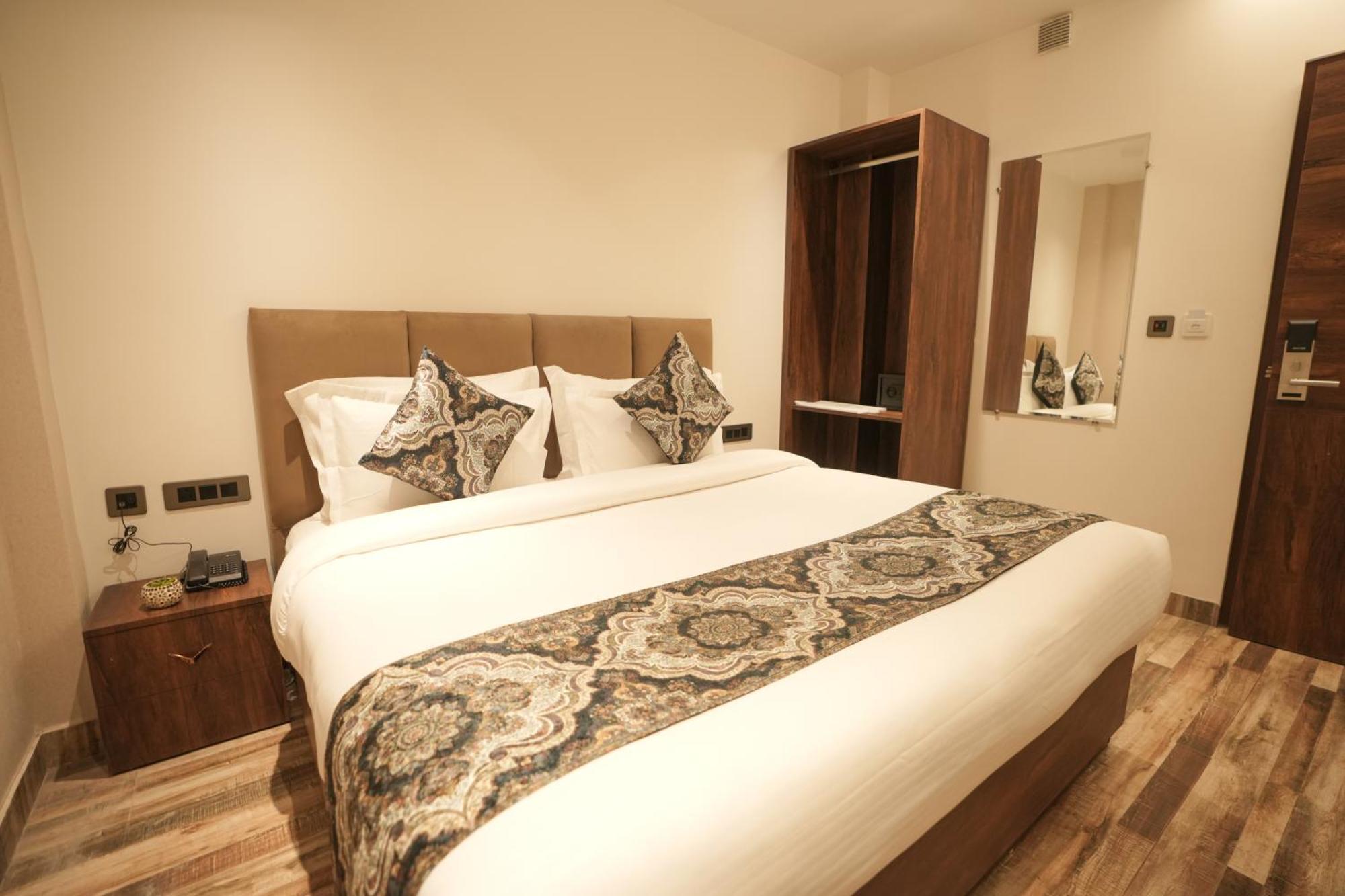 Hotel One Earth Elegant