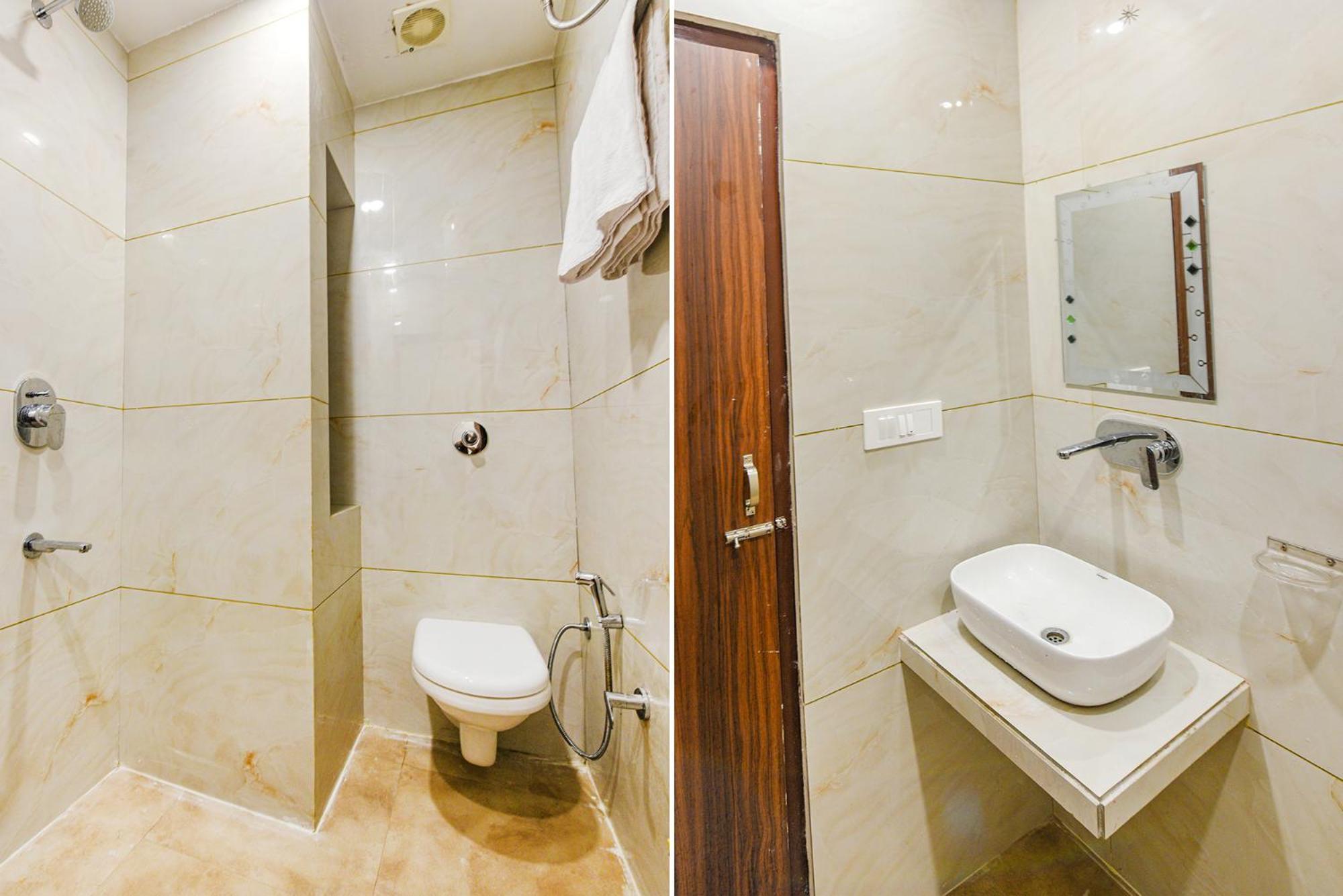 Hotel Fabhotel Solace
