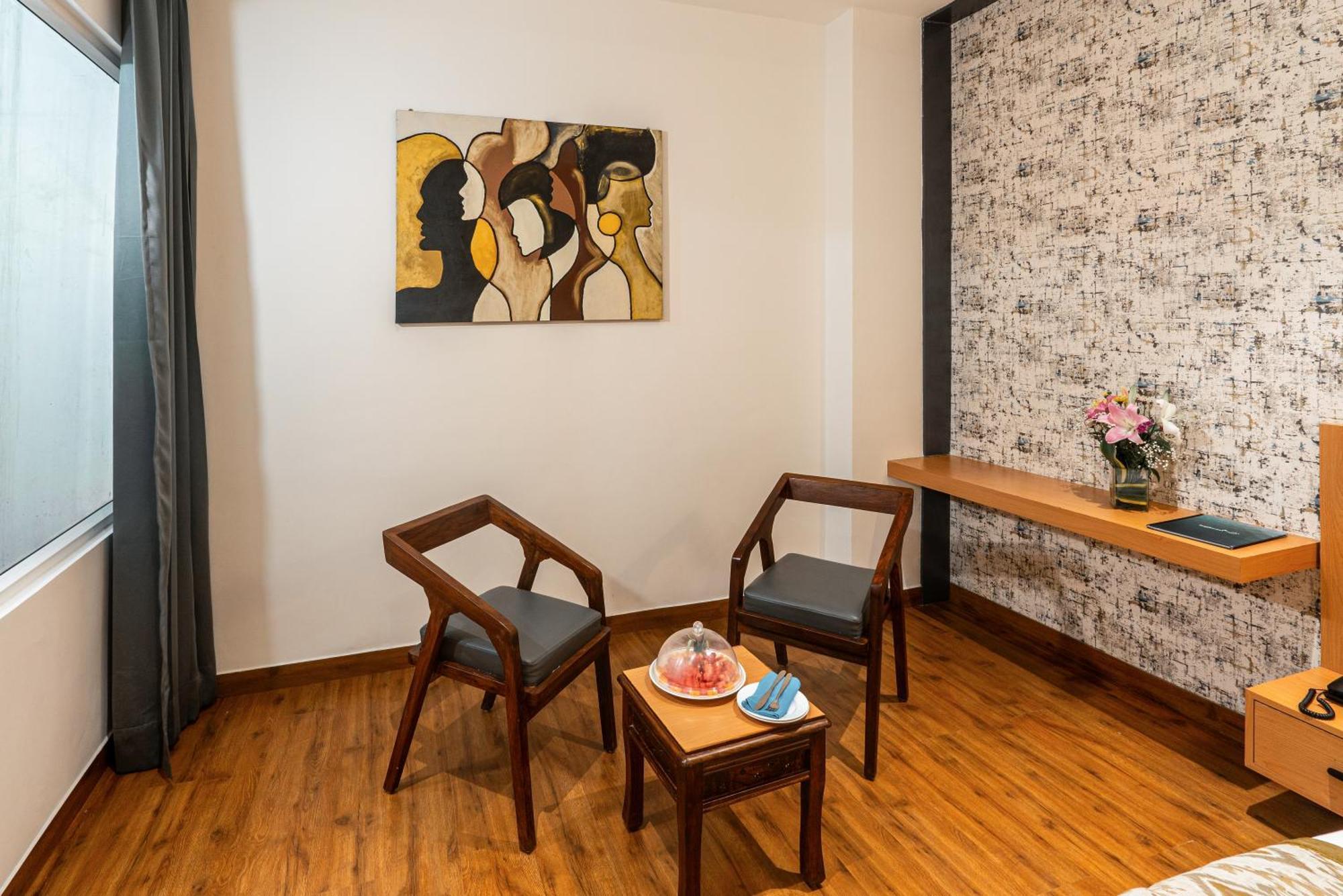 Xenious Micro Hotel 4*