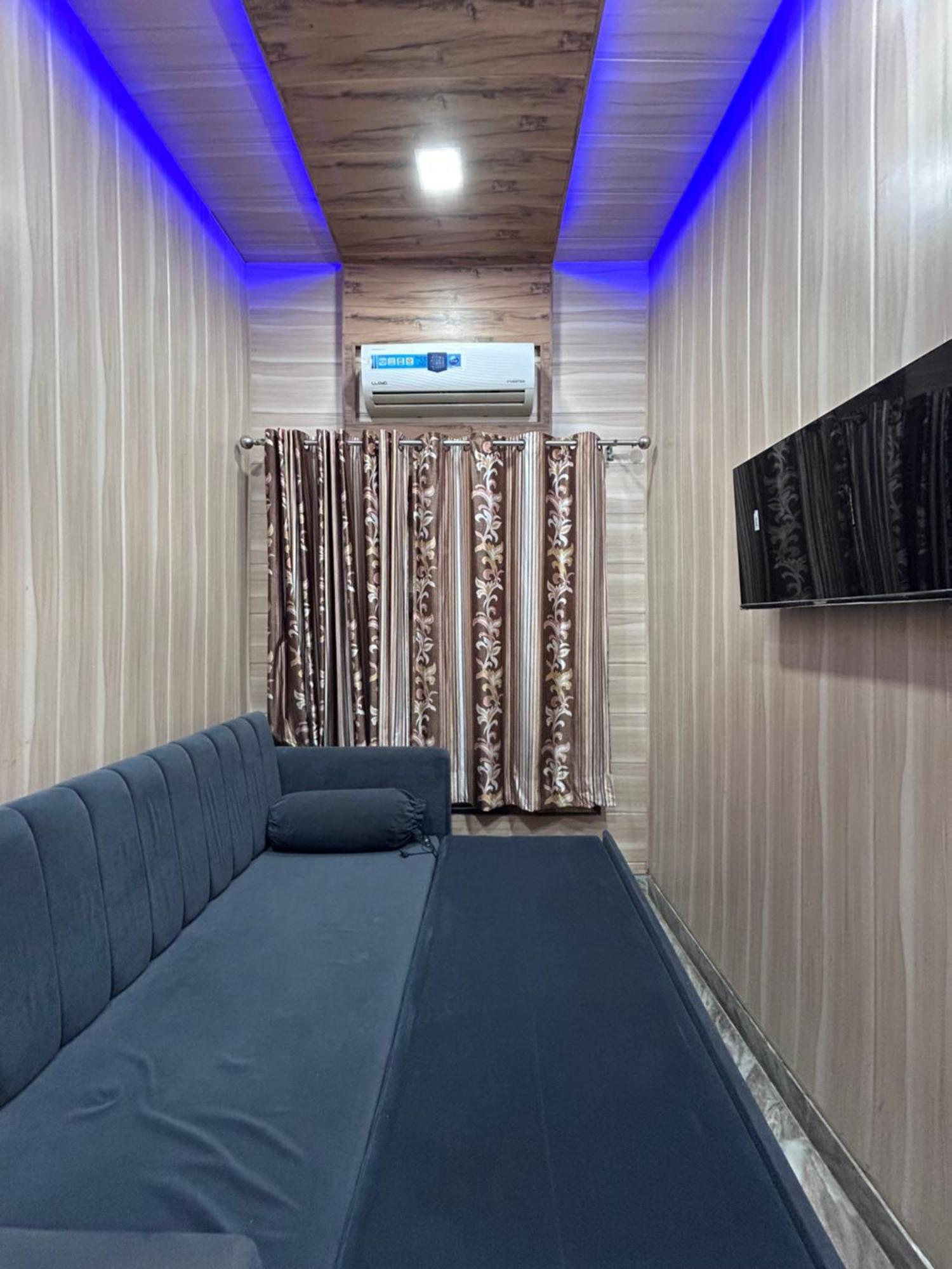 $4 Bed & Breakfast Amritsar
