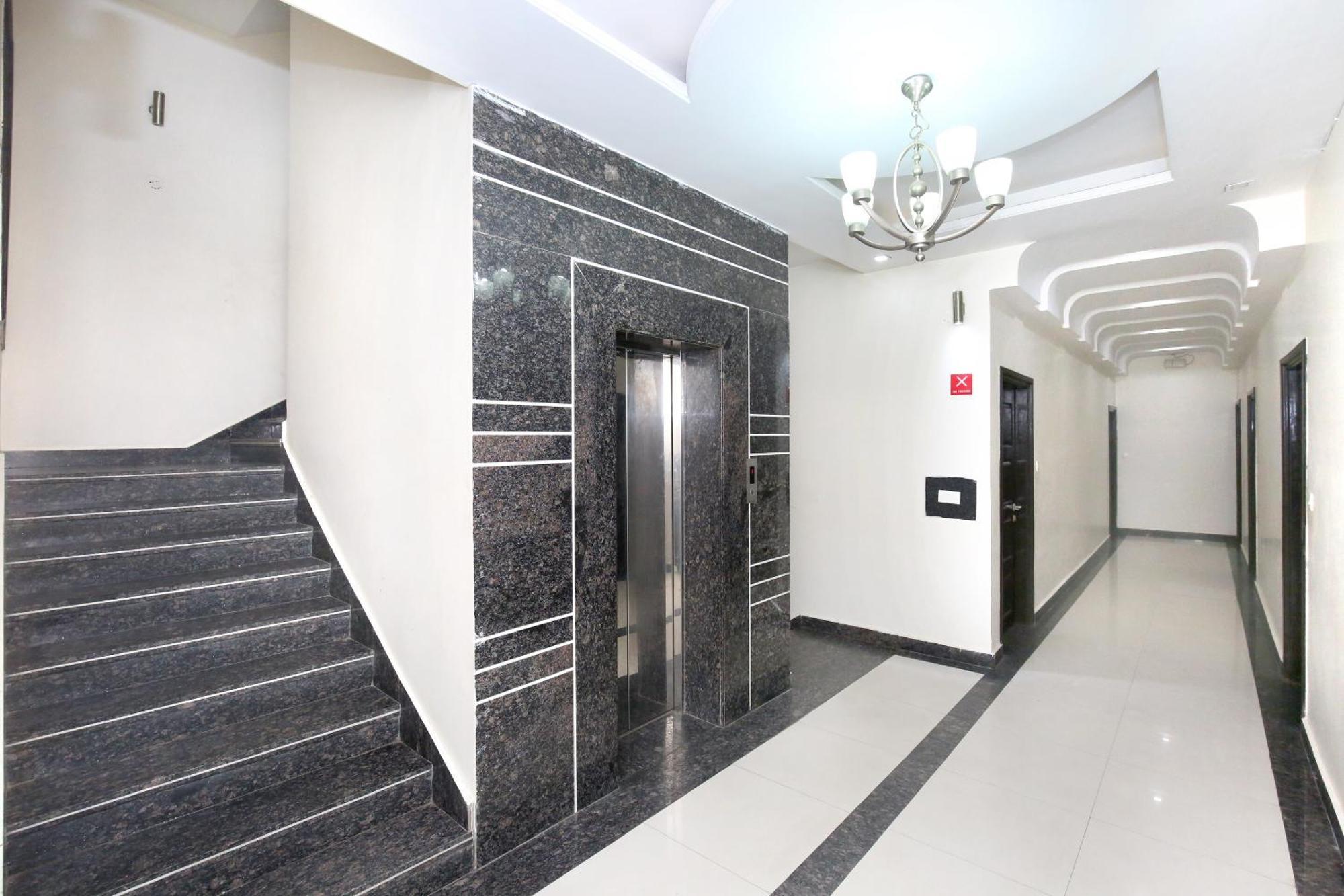Collection O Nayyar Hotel Amritsar
