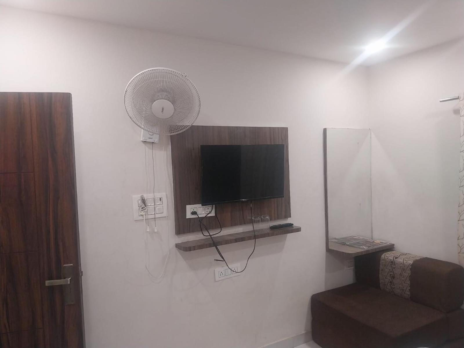 Rovers 2* Amritsar