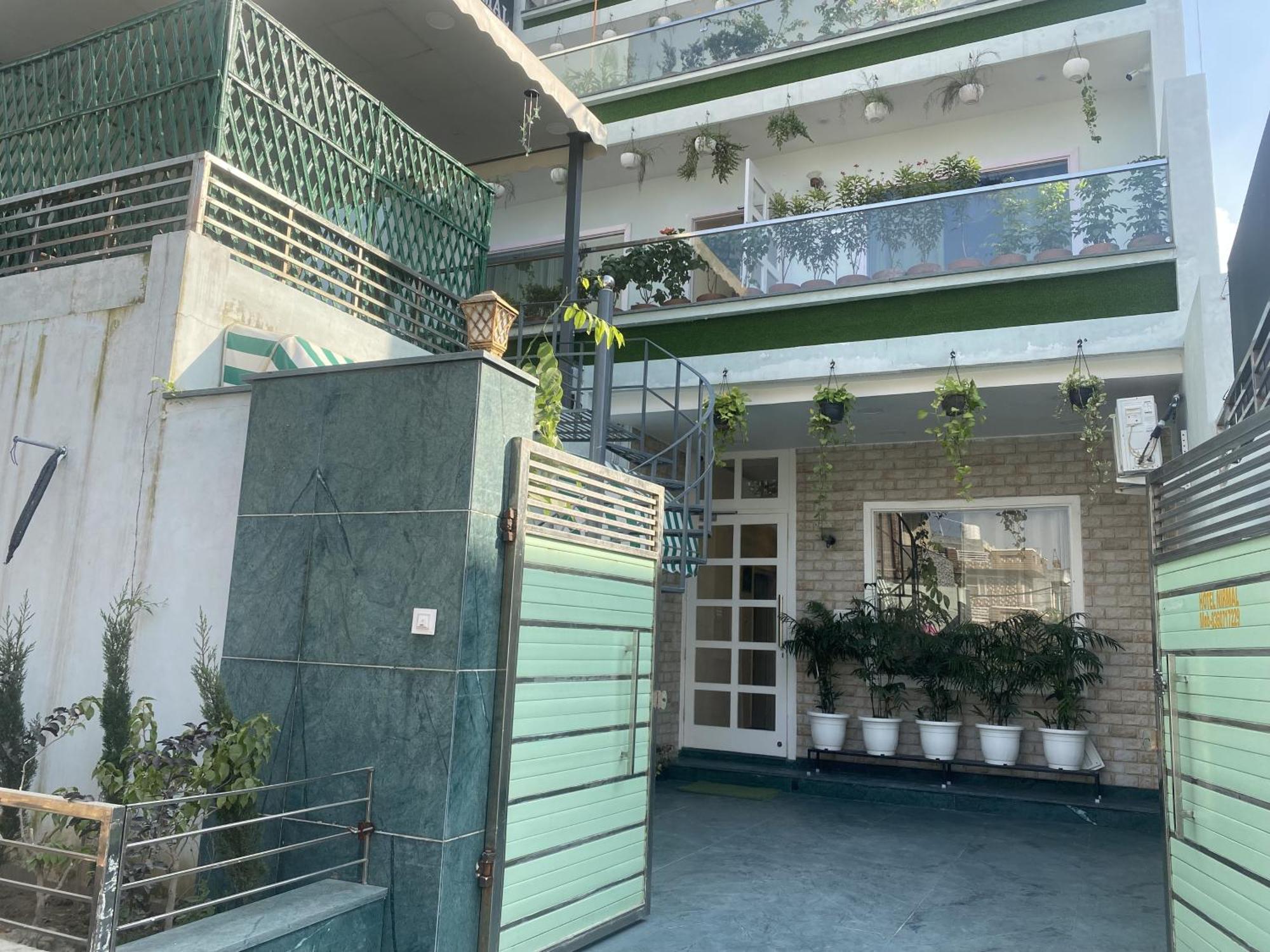 Hotel Nirmal - Budget Friendly Near Fortis Hospital And Marriage Palaces Amritsar