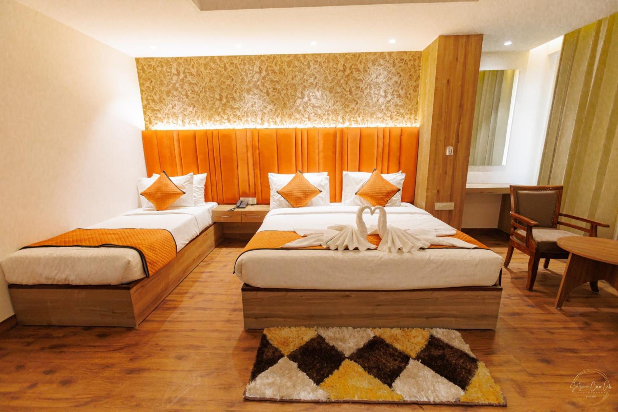 Hotel Mannat Residency By Io Near Golden Temple 3*