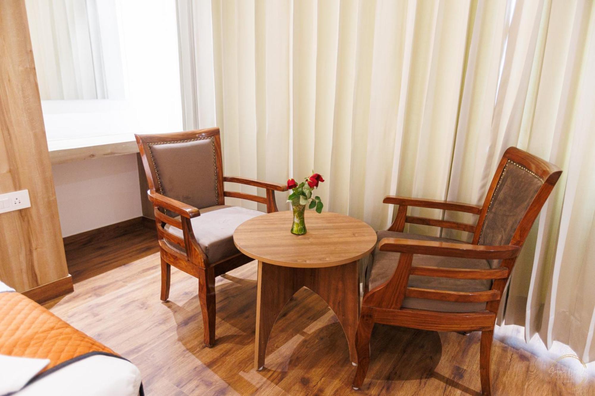 Mannat Residency By Io Near Golden Temple Hotel 3*
