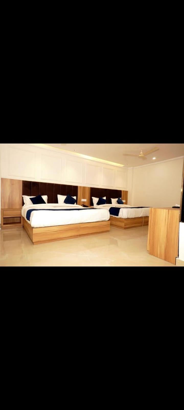 Midway 3*