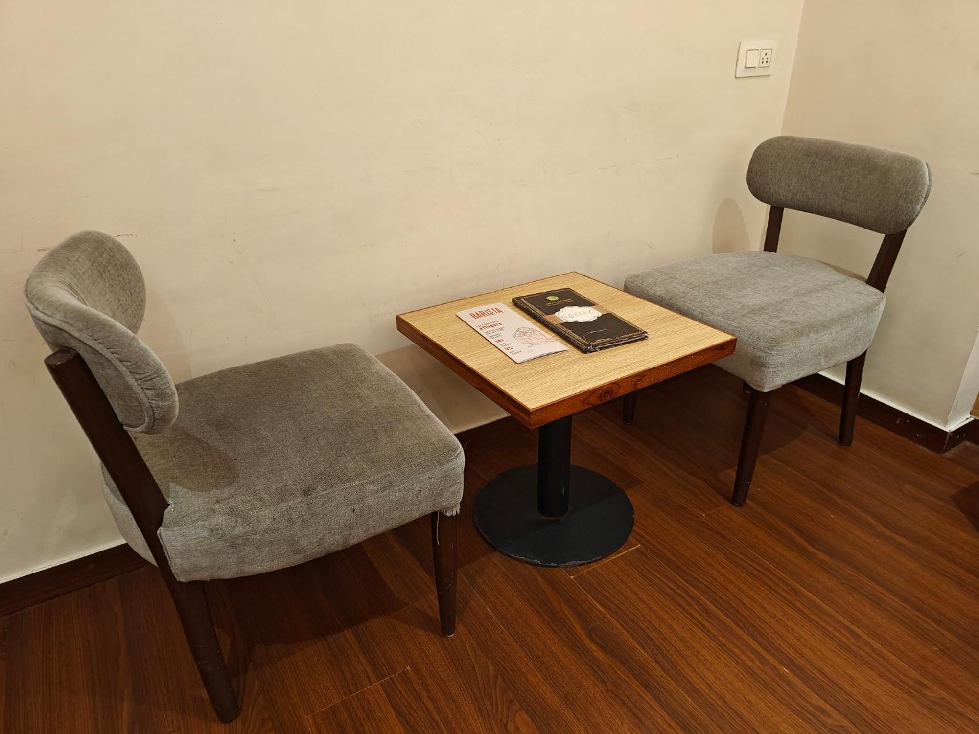 Luxurio - In-house Barista Cafe, Near Golden Temple Hotel