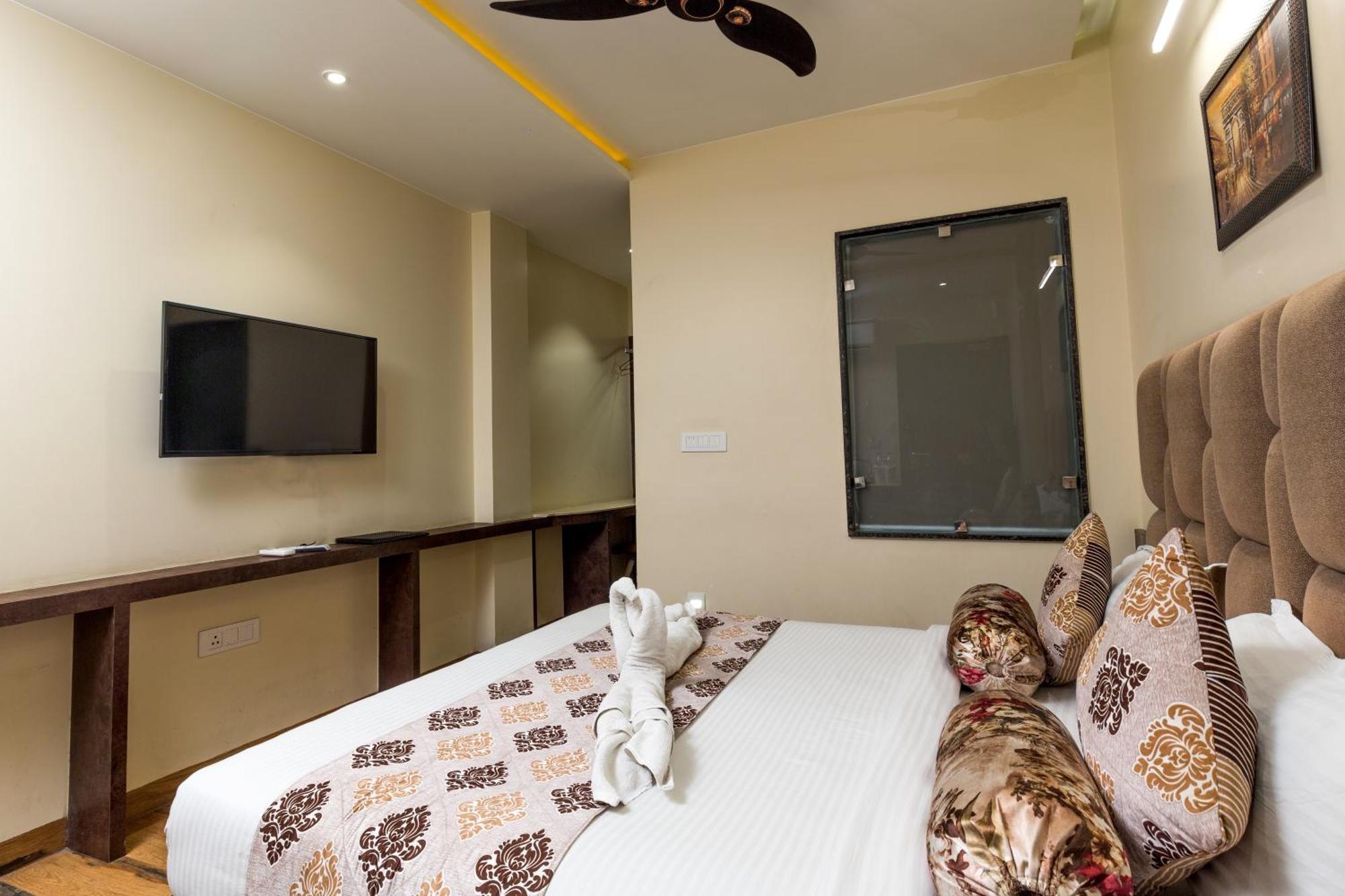 Hotel Urban Galaxy Near Golden Temple