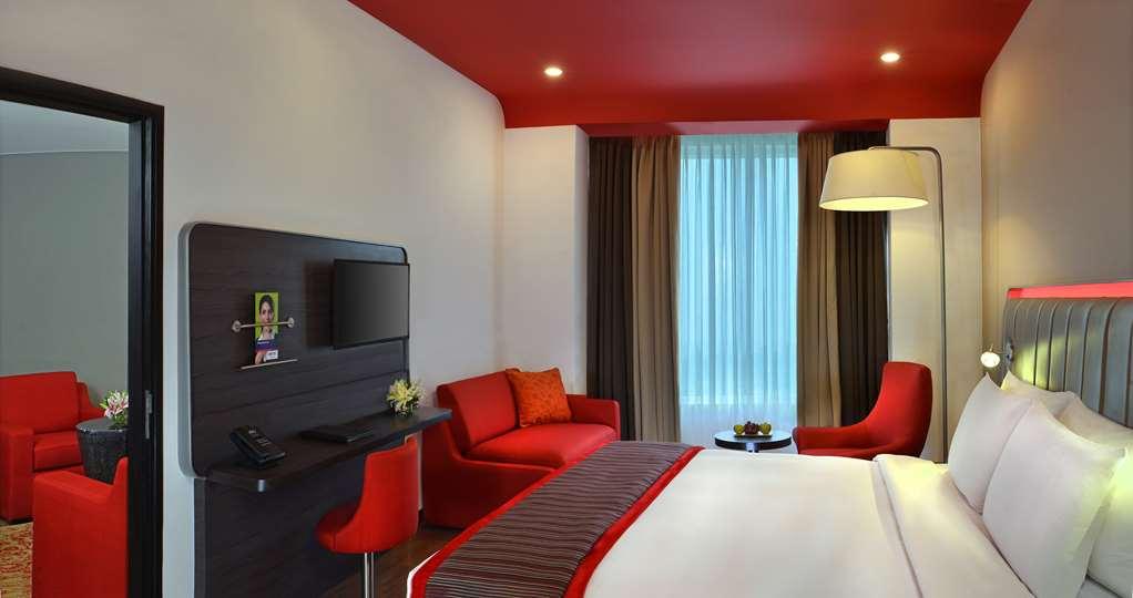 Hotel Park By Radisson Airport 4*